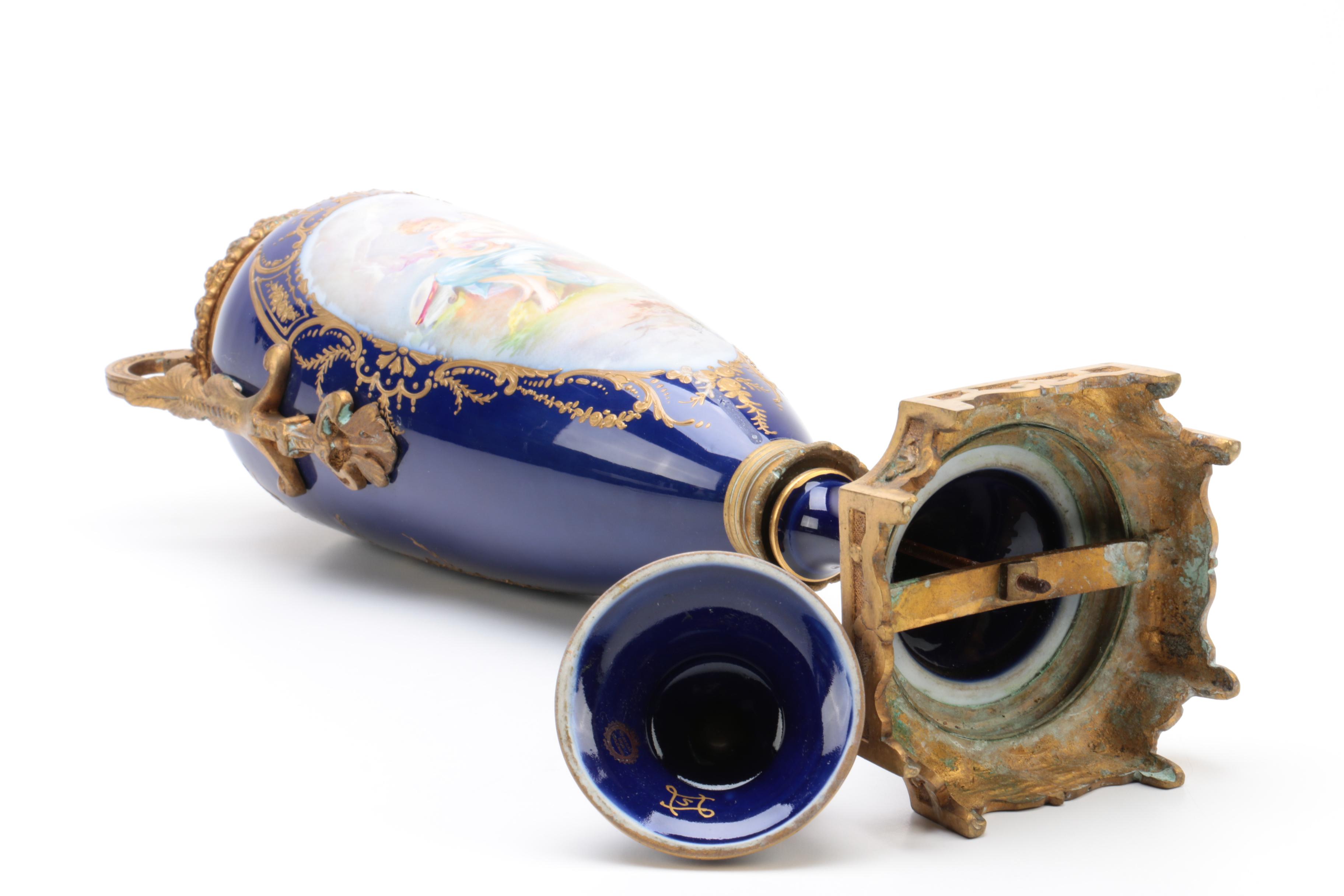 Antique Sevres Style Chateau des Tuileries Porcelain Urn