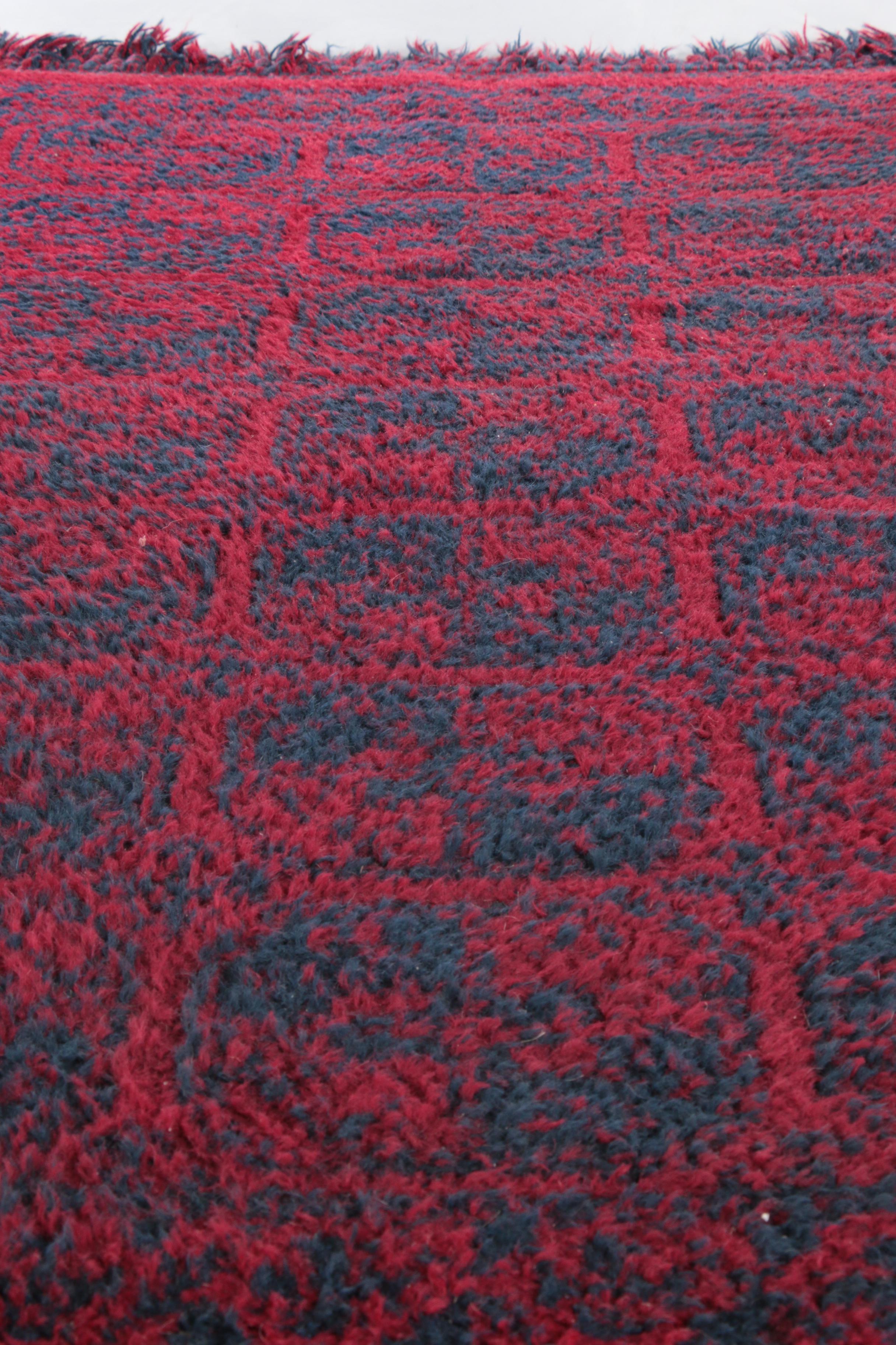 Vintage Power-Loomed Karastan "Arribeau" Wool Area Rug