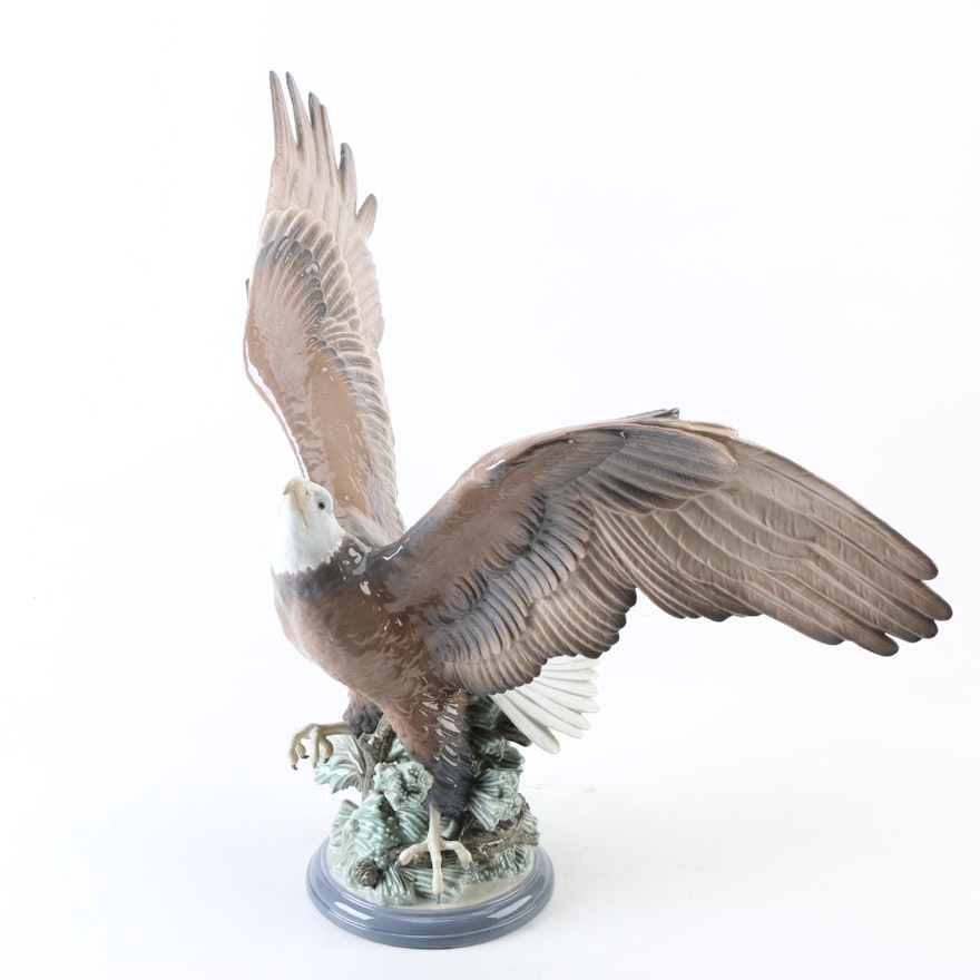 1992 Lladró Signed "A Symbol of Freedom" Porcelain Eagle Sculpture