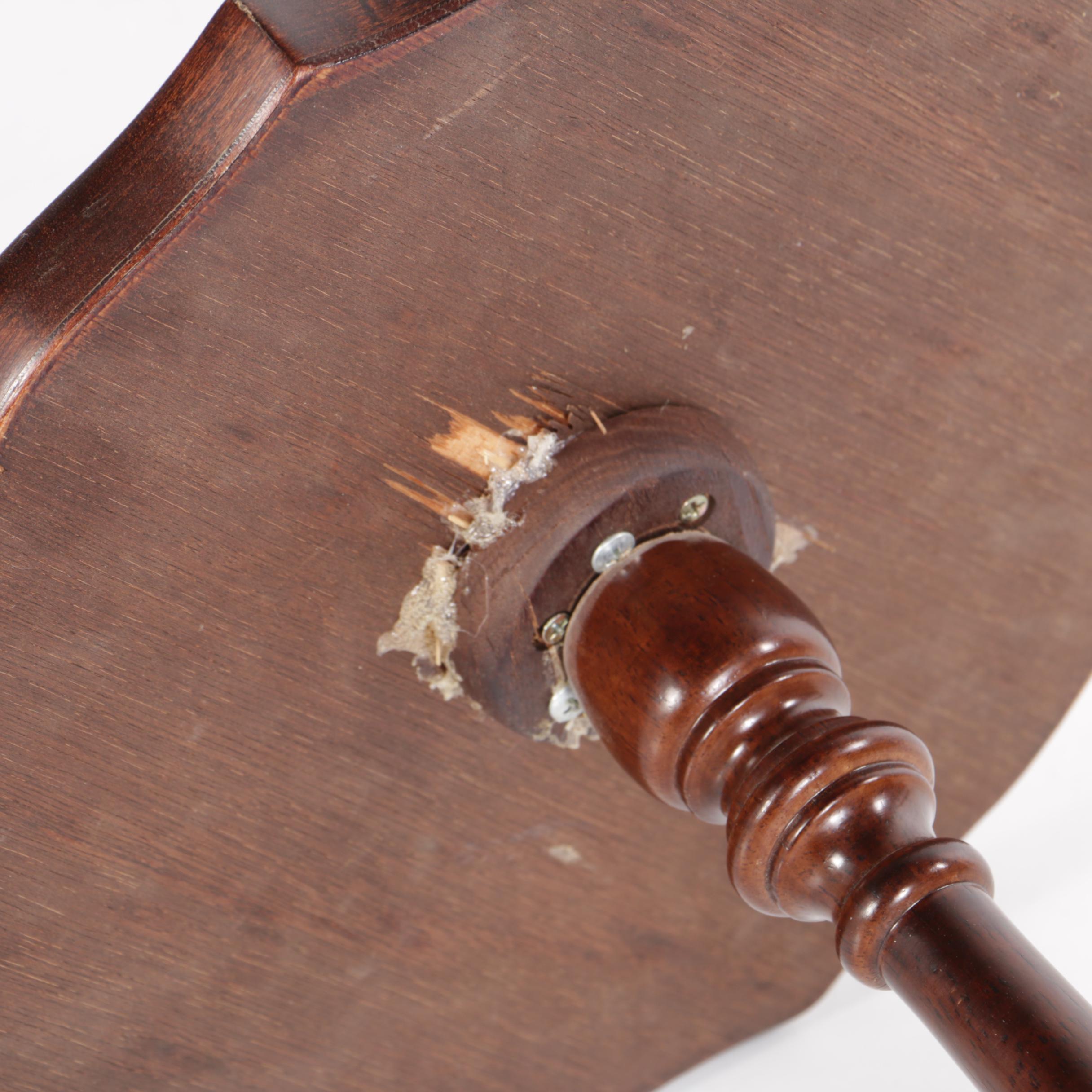 Mahogany Finished Pie-Crust Stand*