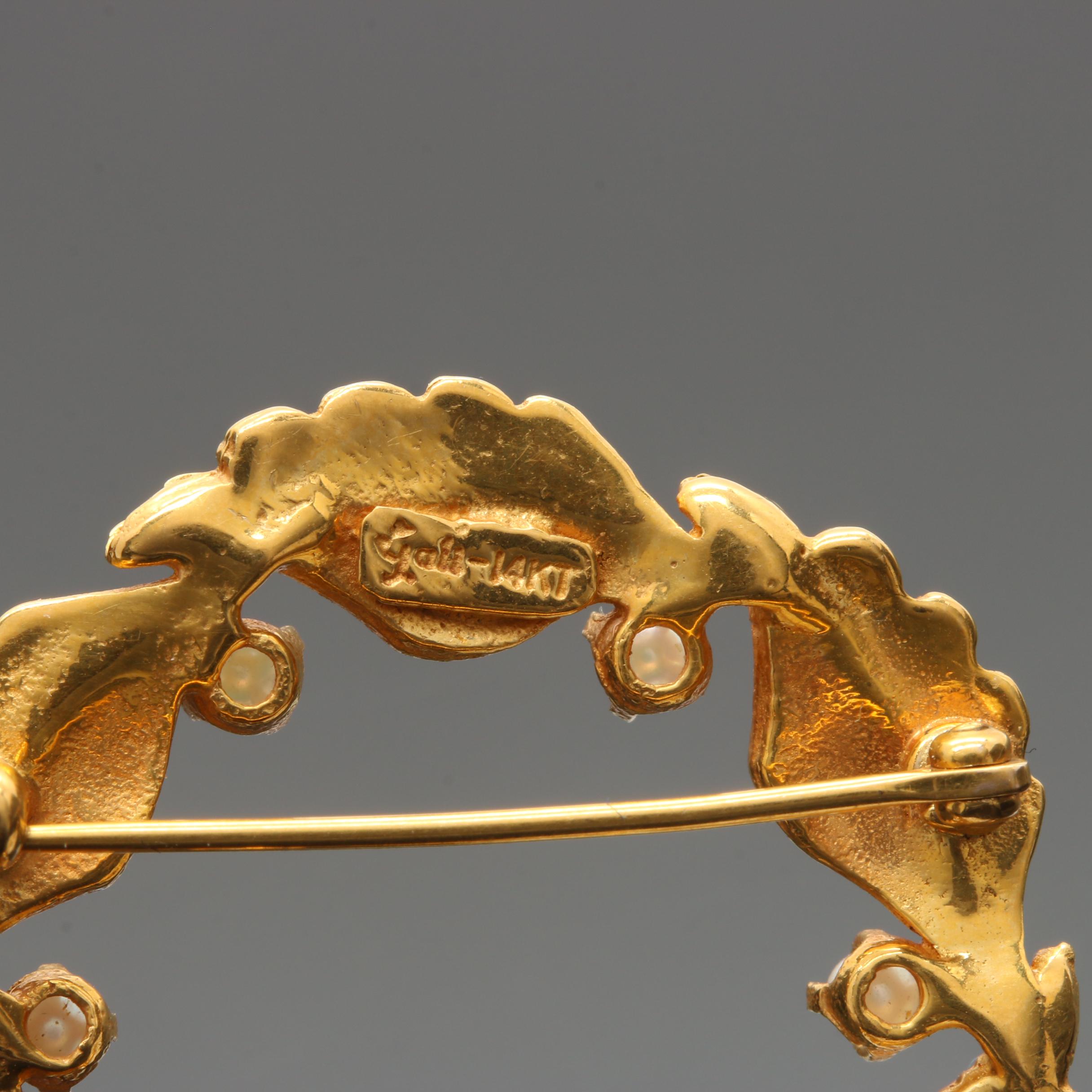 14K Yellow Gold Cultured Pearl Wreath Brooch