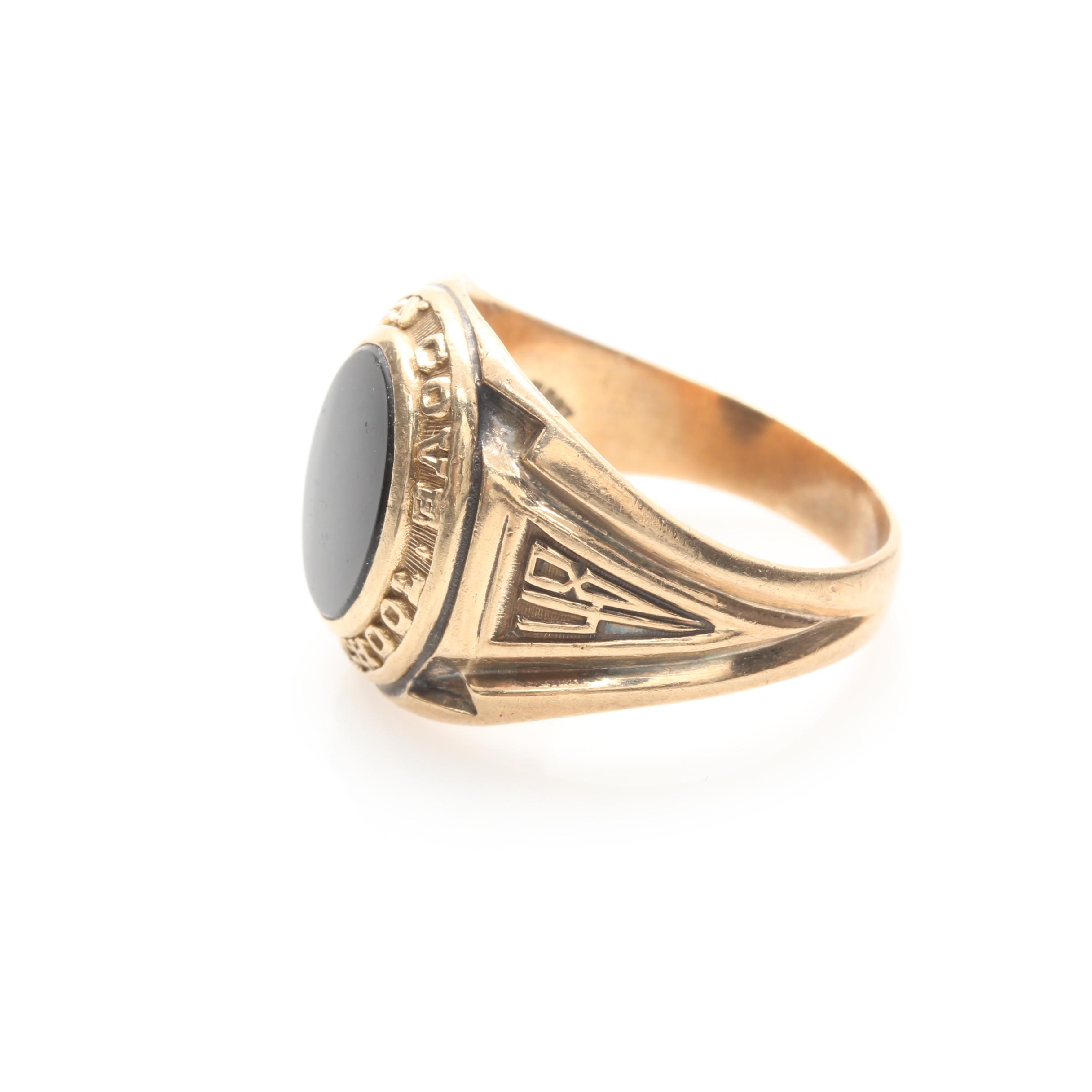 10K Yellow Gold Black Onyx Glen Cove High School Class Ring