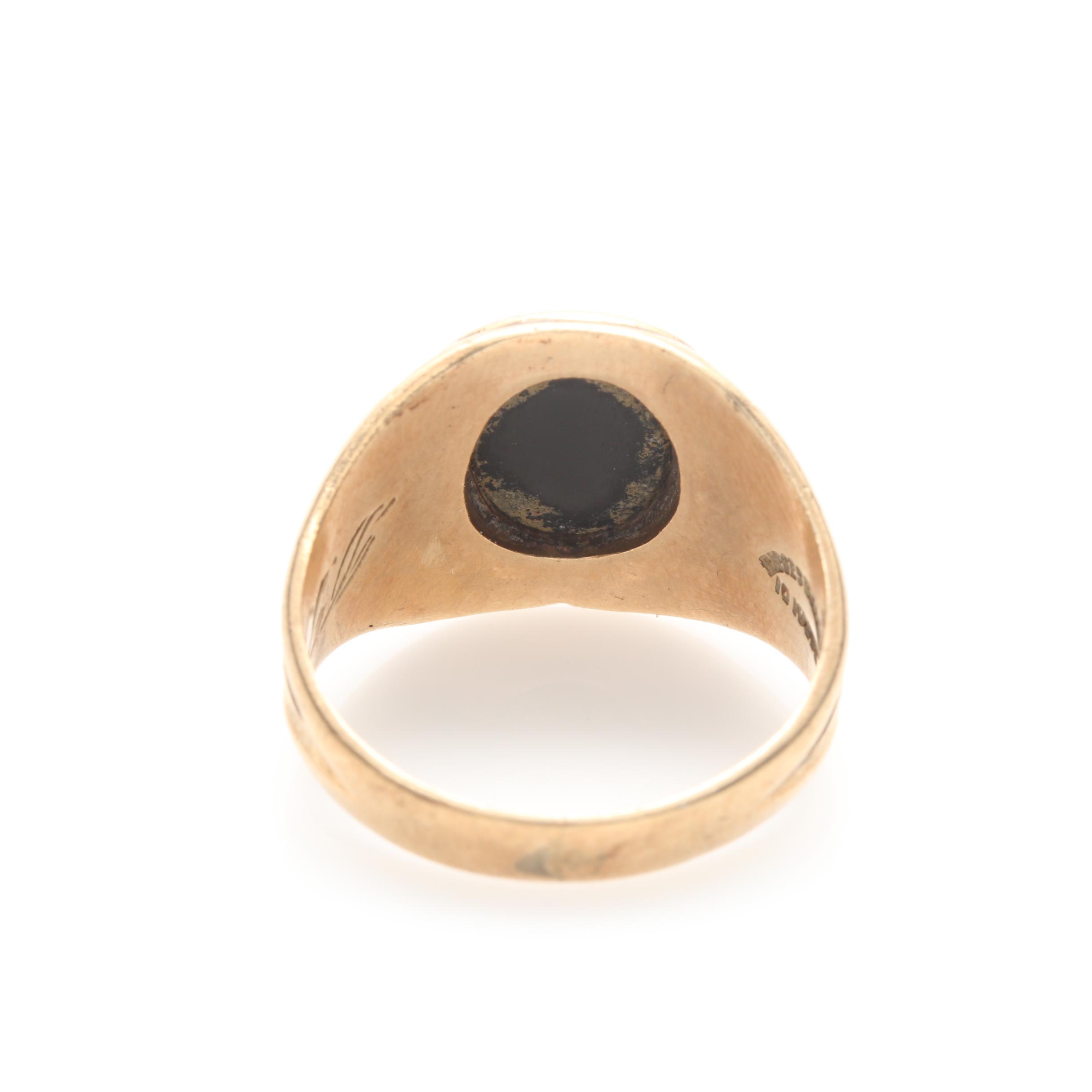 10K Yellow Gold Black Onyx Glen Cove High School Class Ring