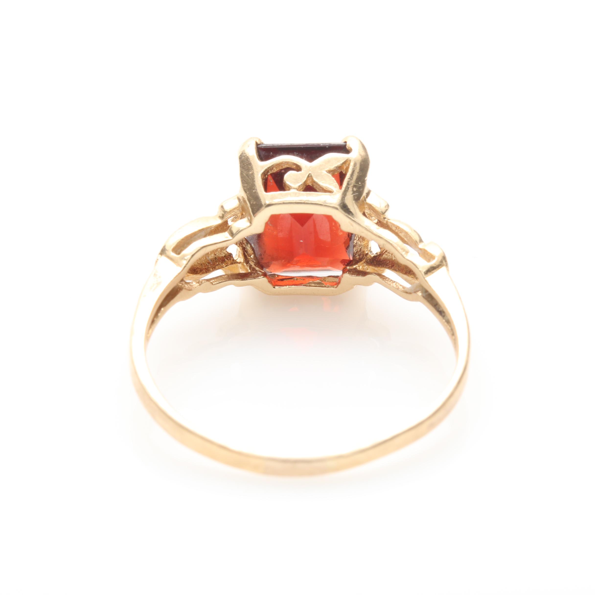 14K Yellow Gold Garnet Ring
