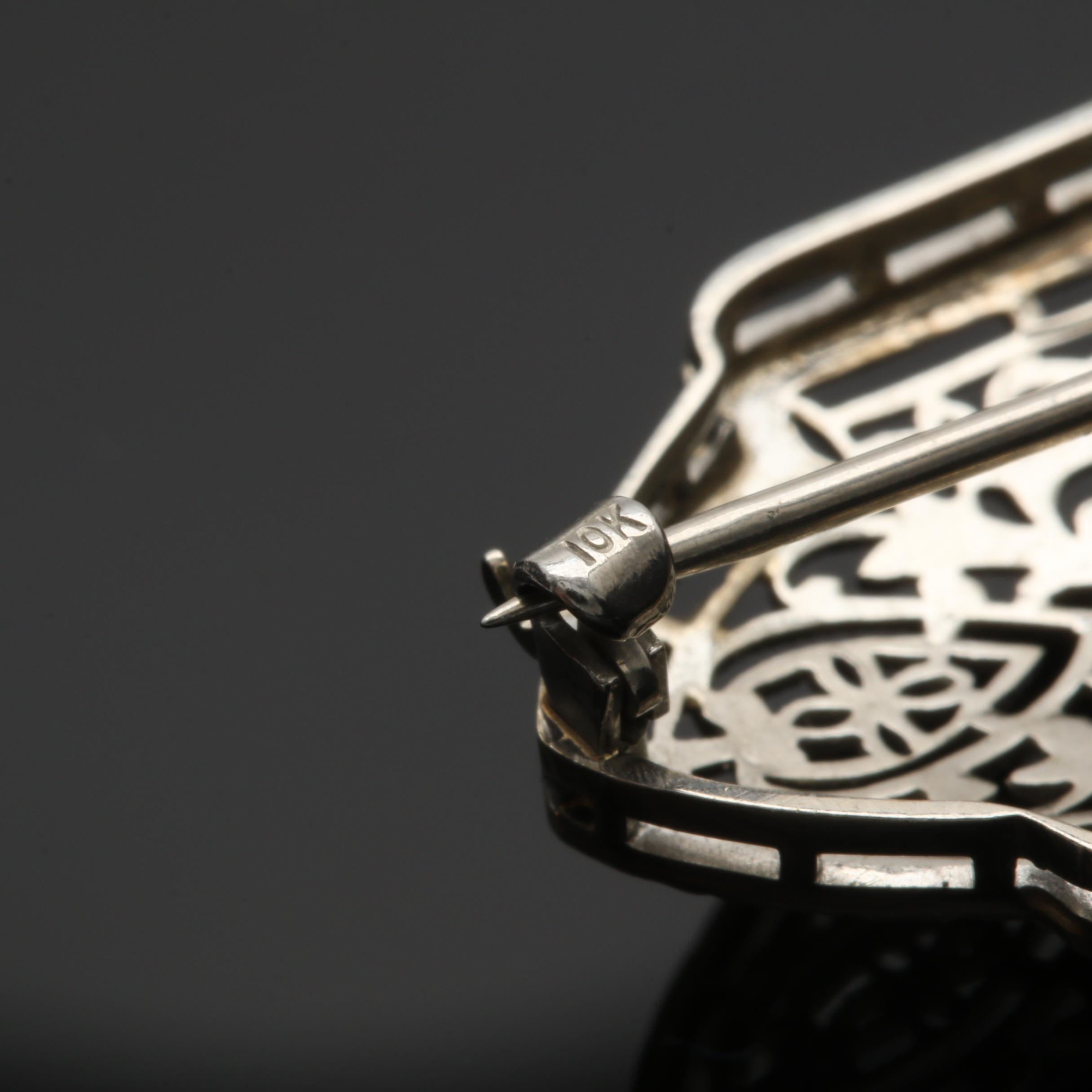 Late Edwardian 10K White Gold Diamond Brooch