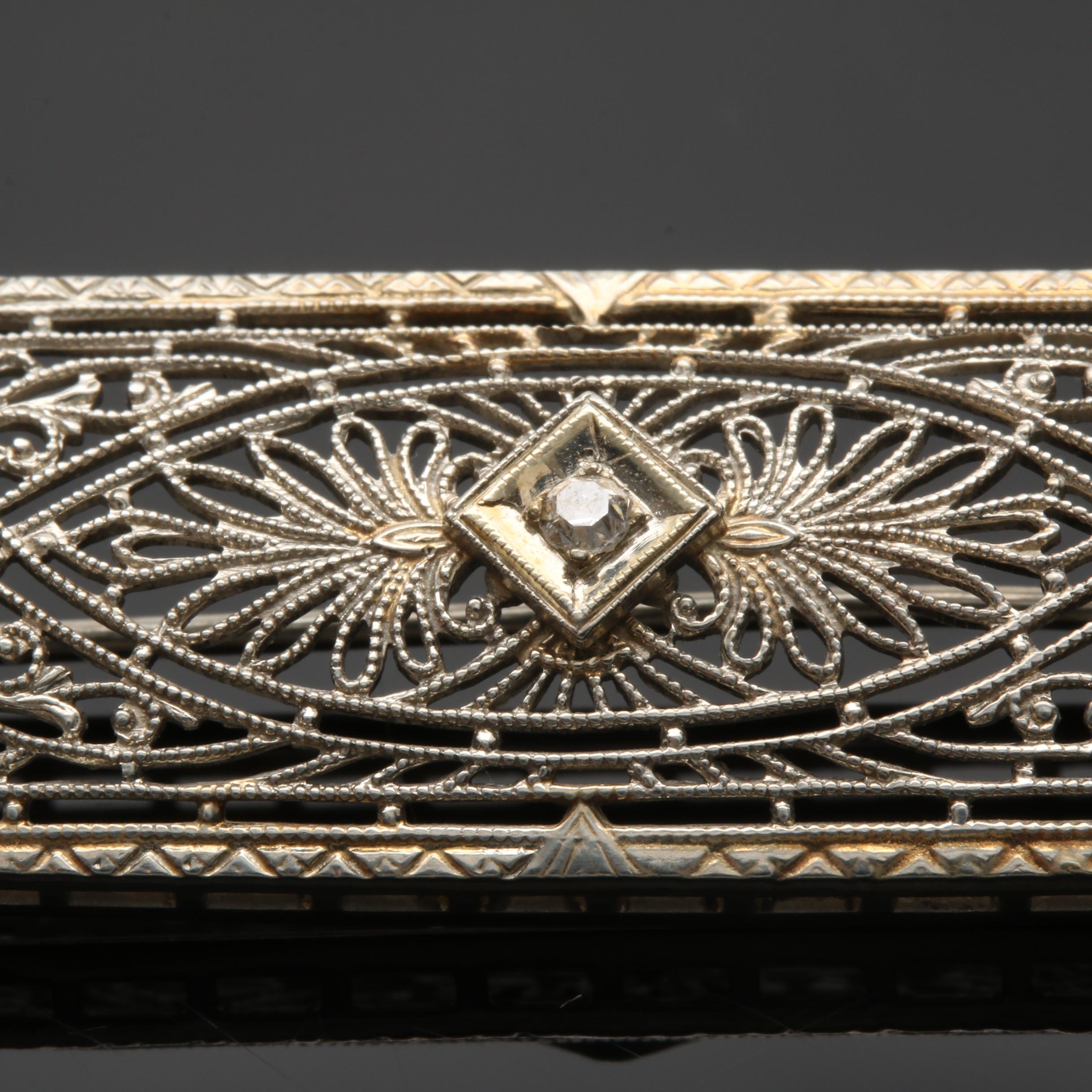 Late Edwardian 10K White Gold Diamond Brooch