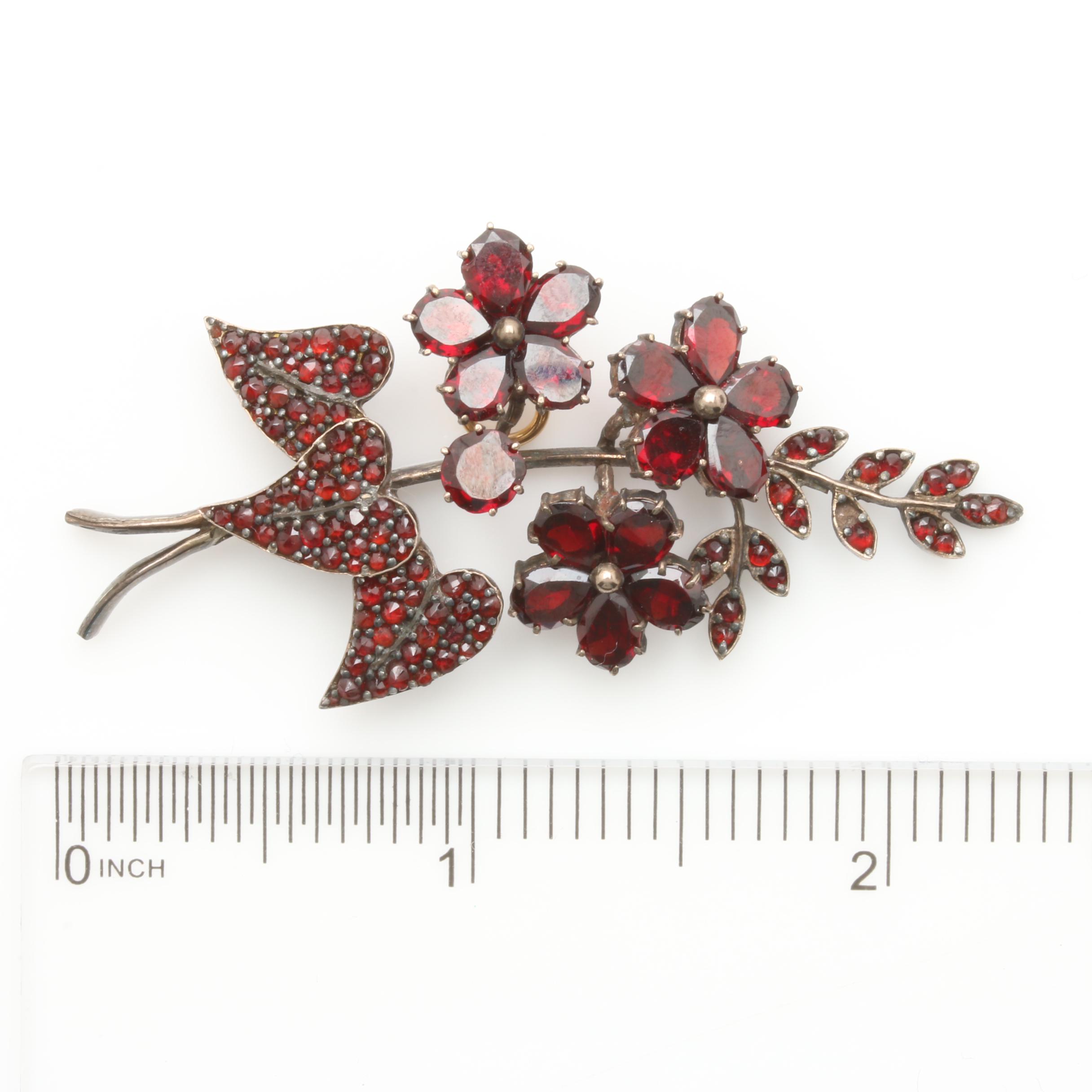 Victorian Garnet Floral Leaf Motif Pendant