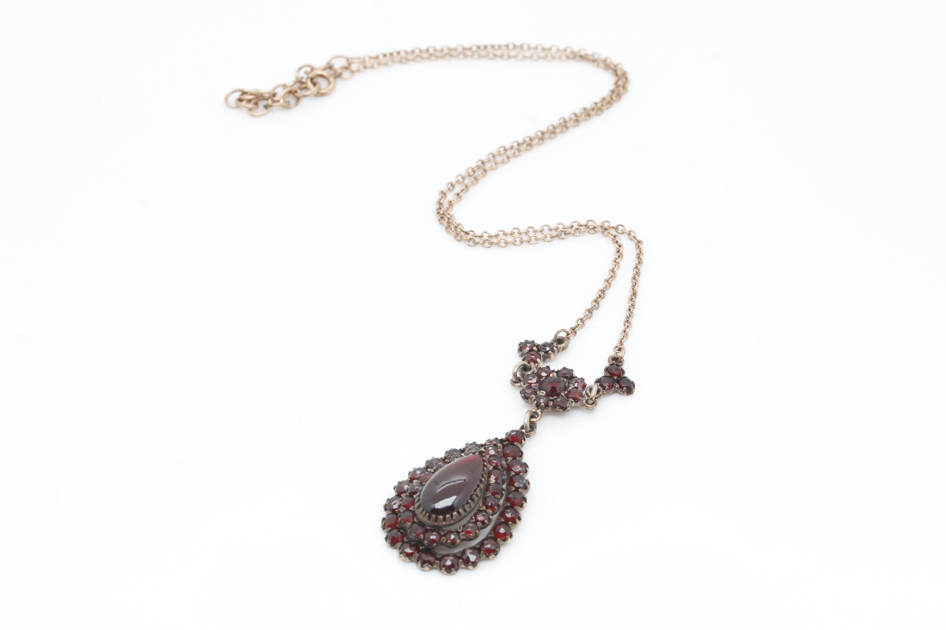 Rose Tone Garnet Necklace