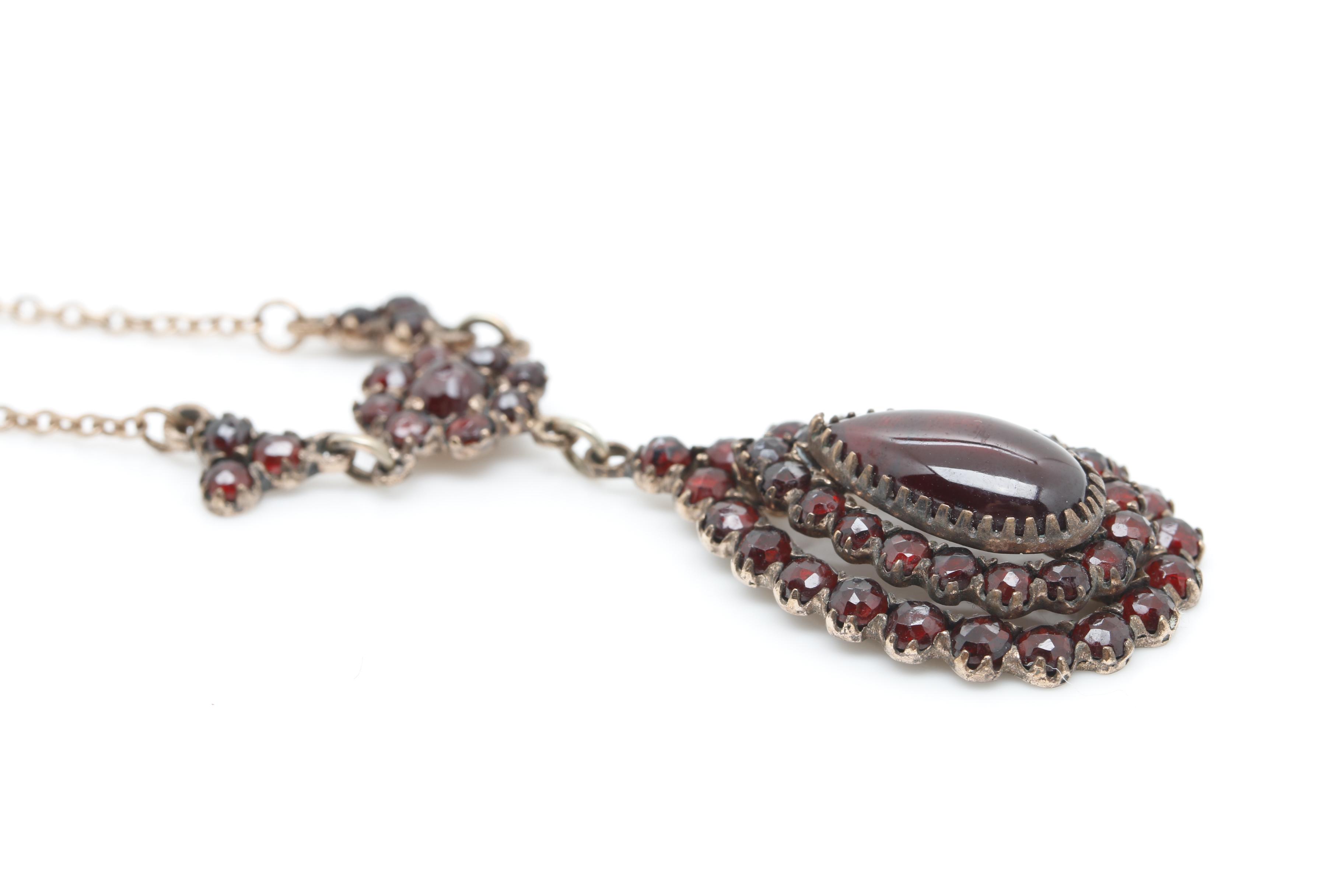 Rose Tone Garnet Necklace