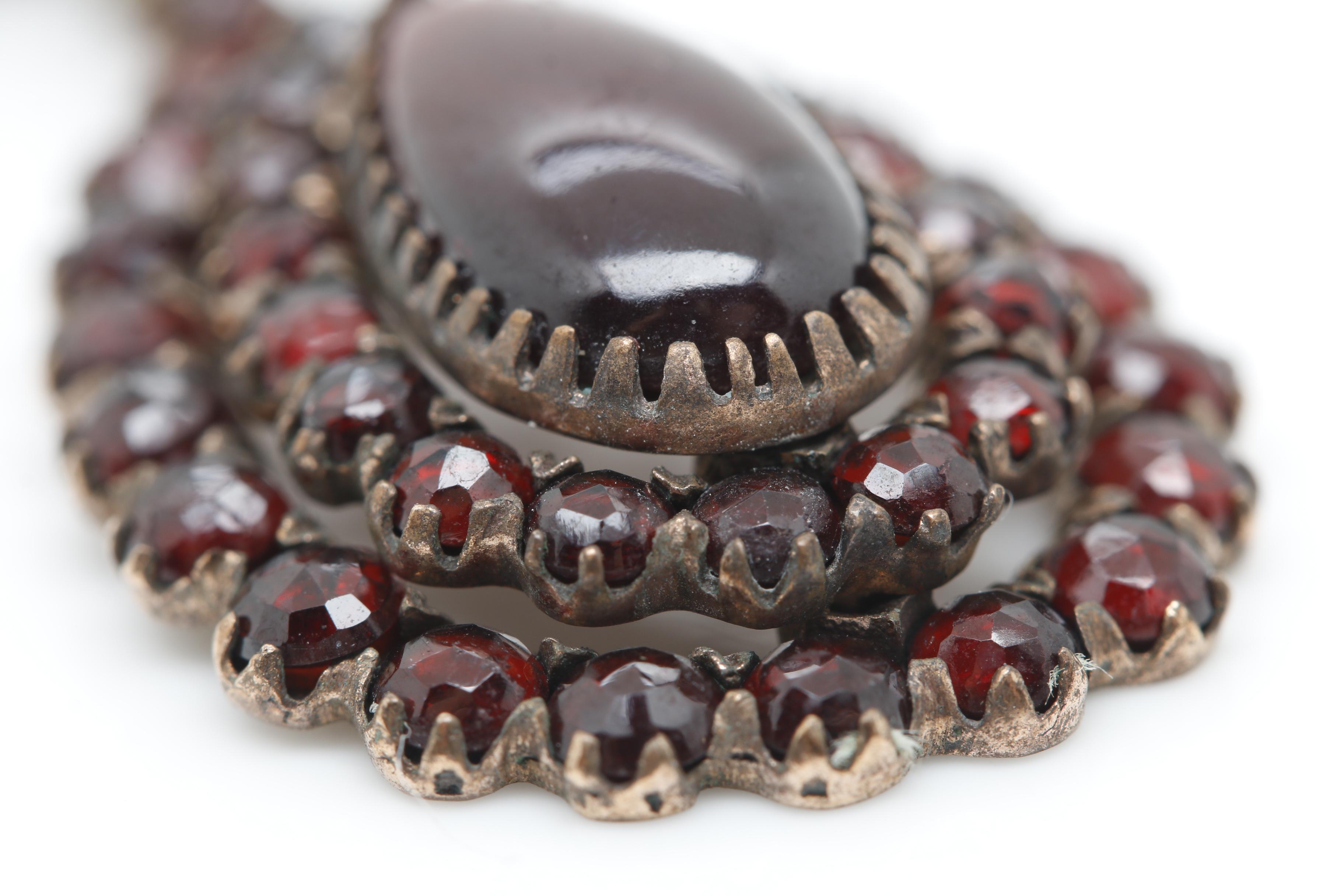 Rose Tone Garnet Necklace