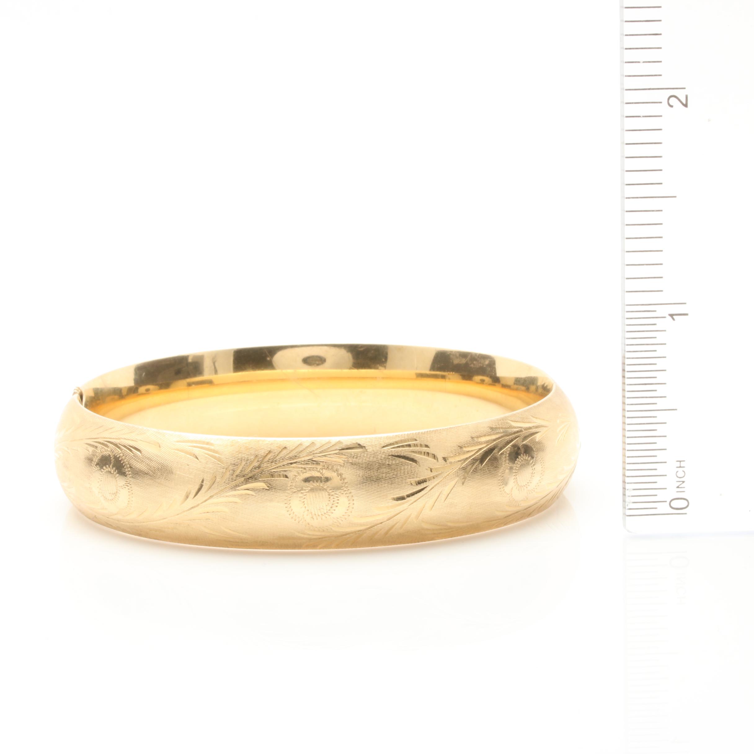 14K Yellow Gold Hinged Bangle Bracelet