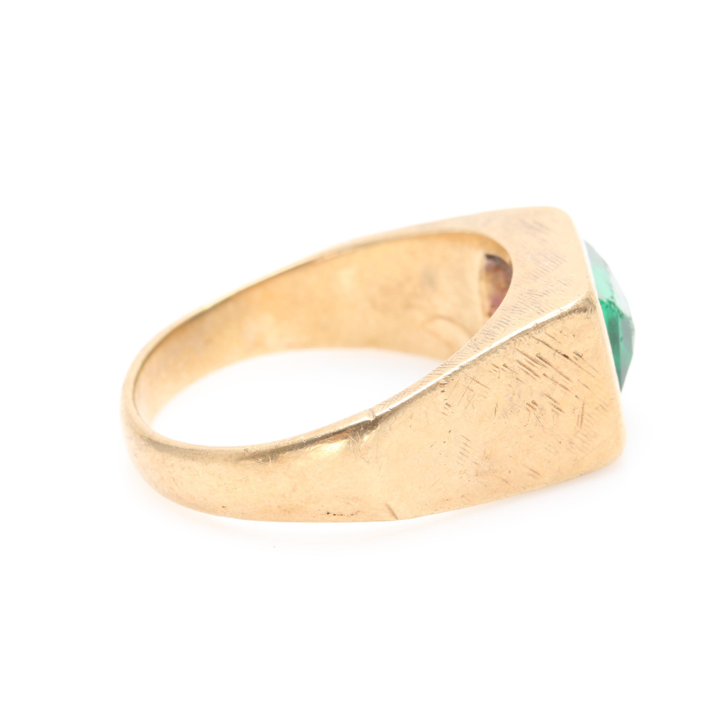 10K Yellow Gold Glass Ring