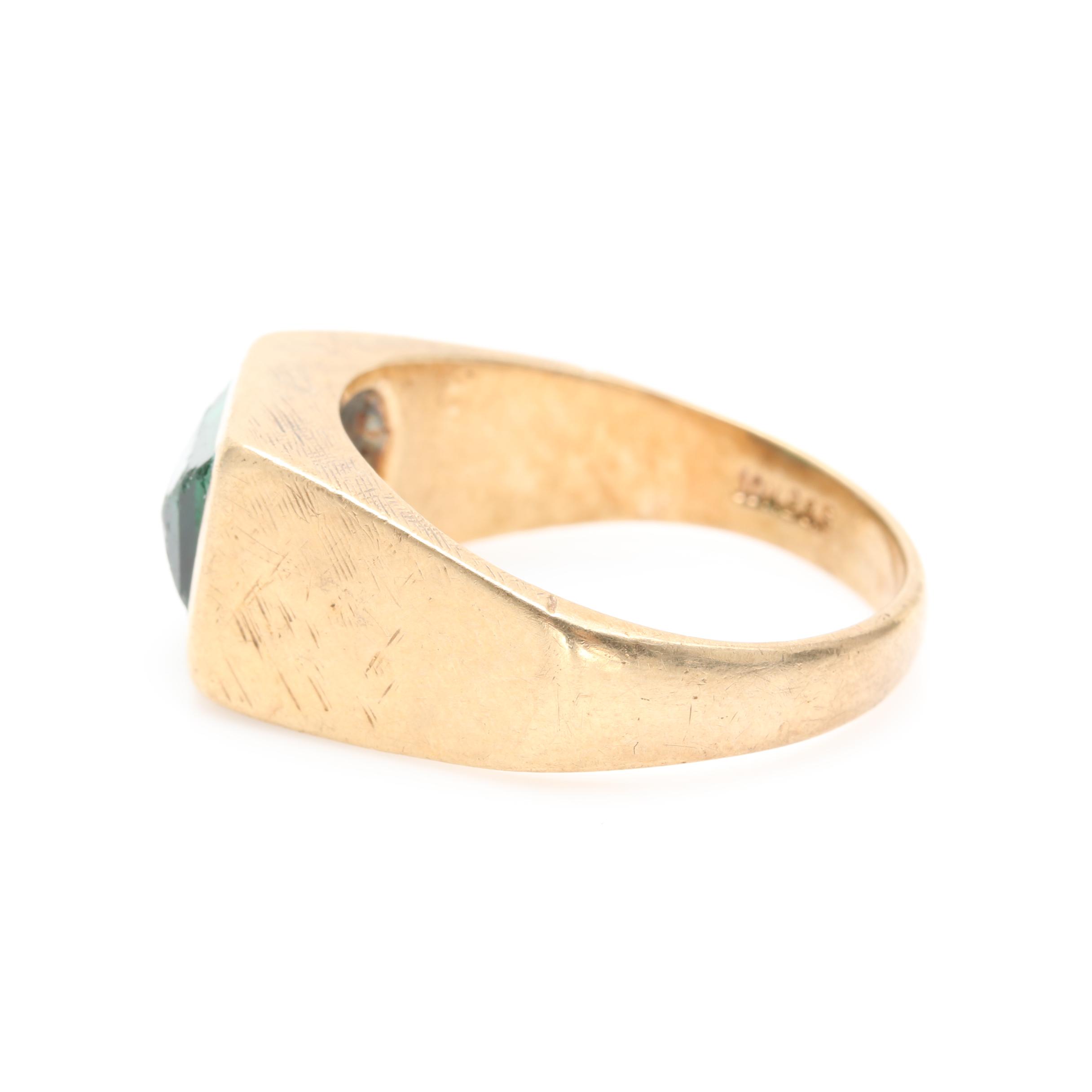 10K Yellow Gold Glass Ring