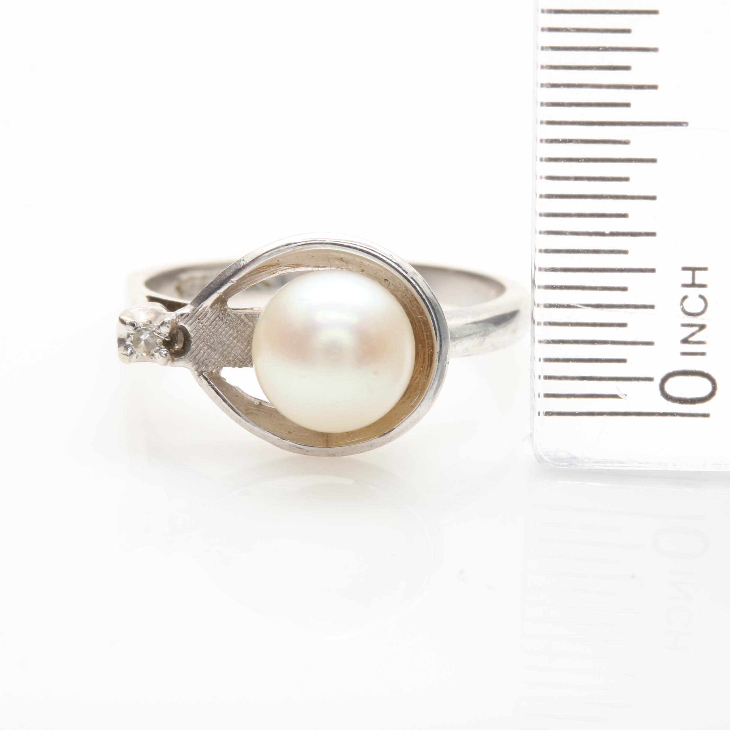 10K White Gold Cultured Pearl and Diamond Ring