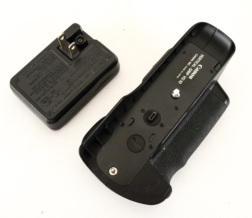 Canon Eos A2 Camera with Accessories