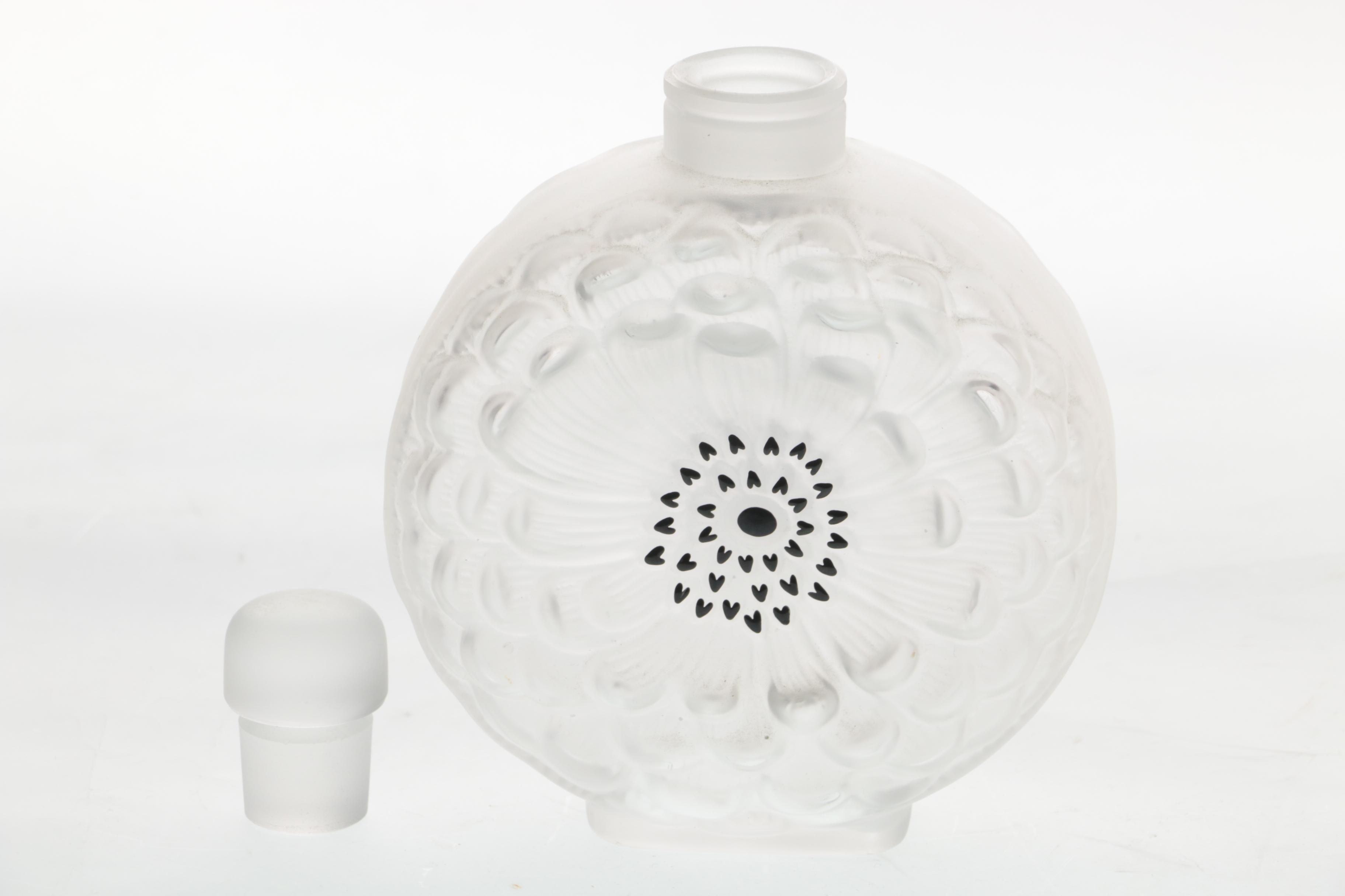 Lalique Crystal "Dahlia" Perfume Bottle