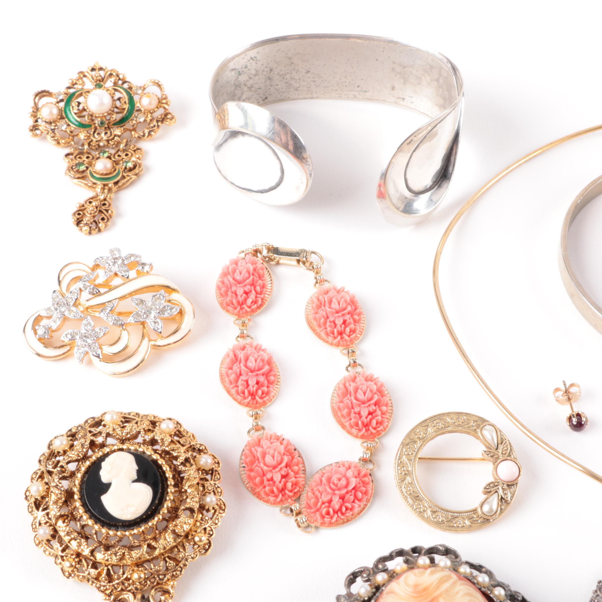 Assortment of Gold and Silver Tone Shell Cameo, Glass and Foilback Jewelry