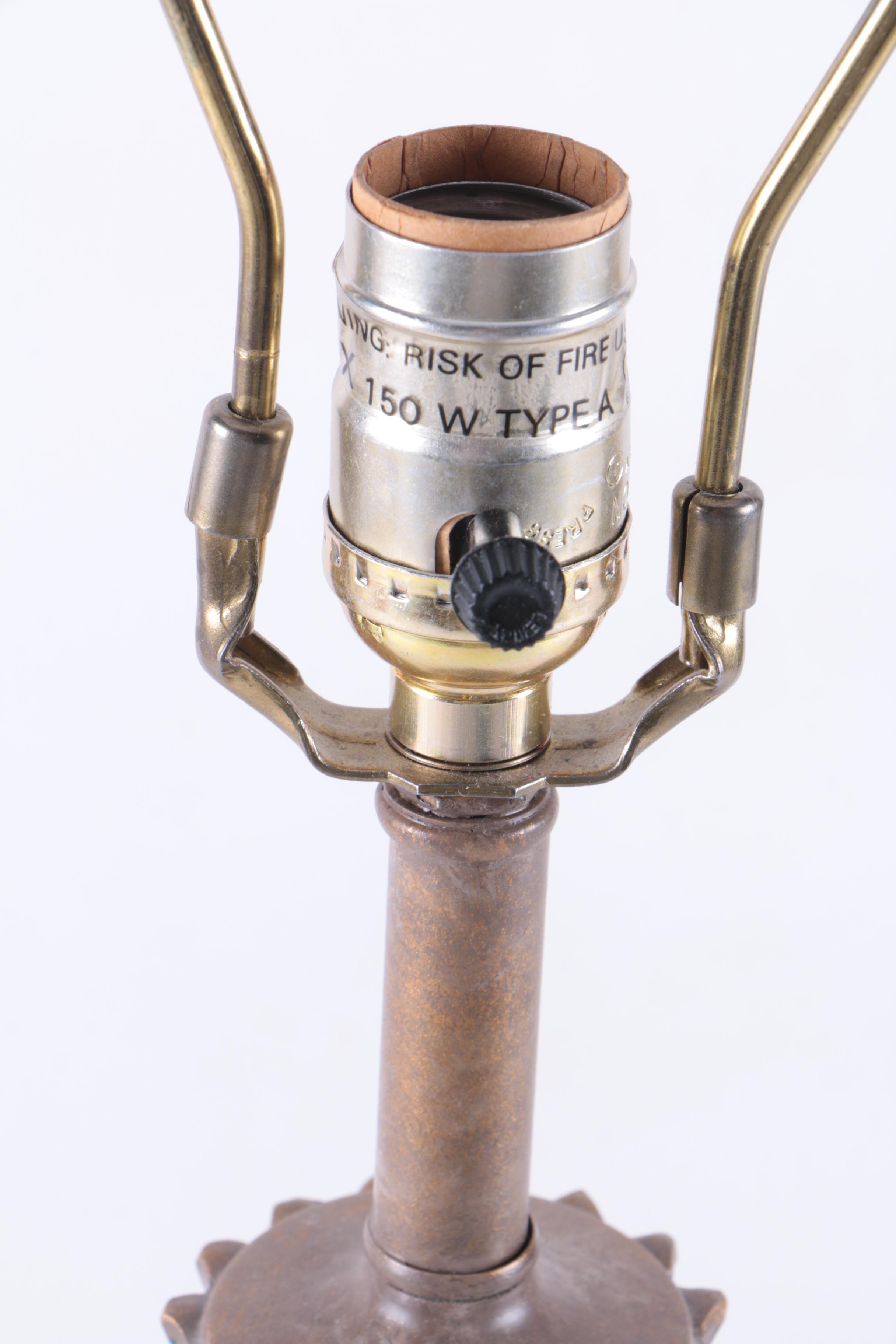 Classic Metal Table Lamp