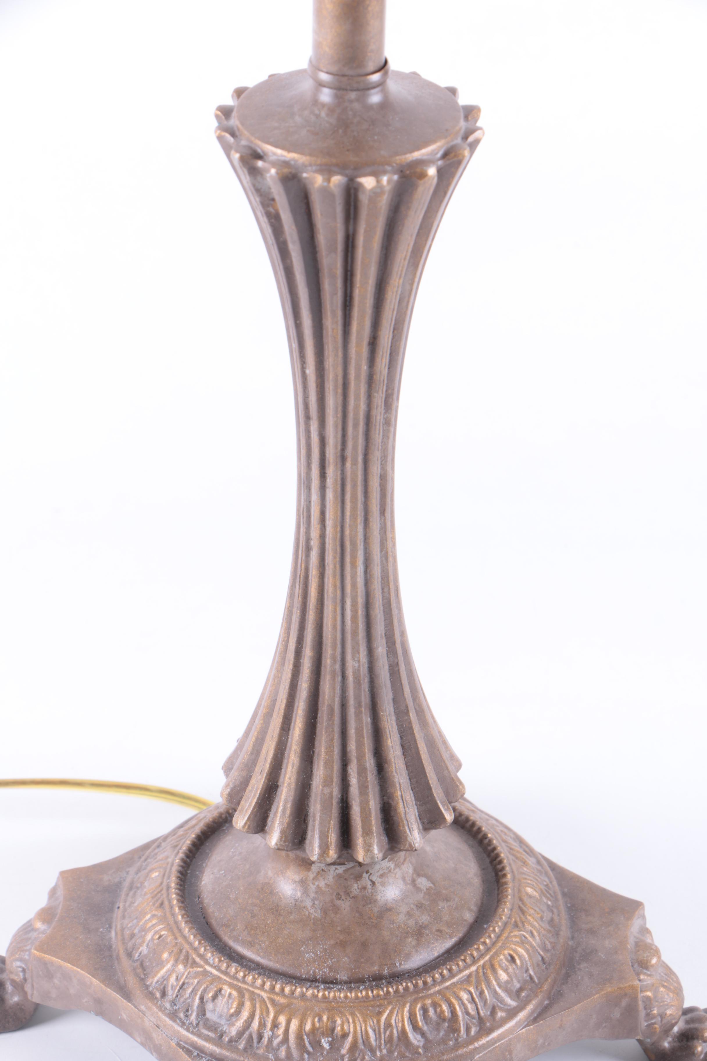 Classic Metal Table Lamp