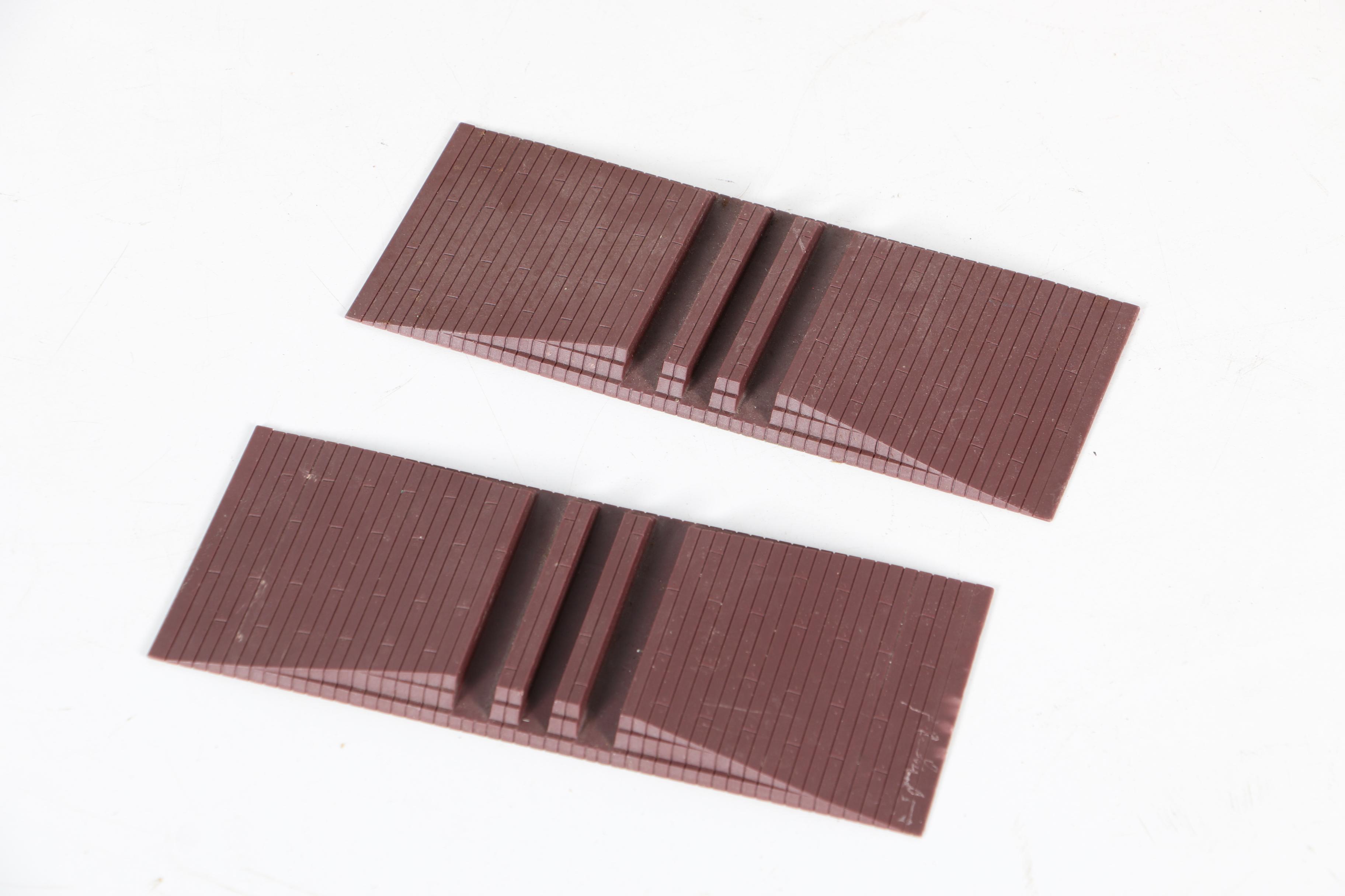 Train Set Accessories Including Lionel and Photograph