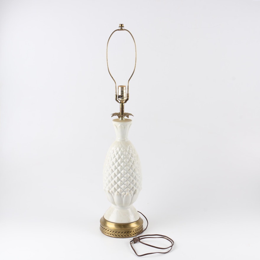 Ceramic Pineapple Table Lamp