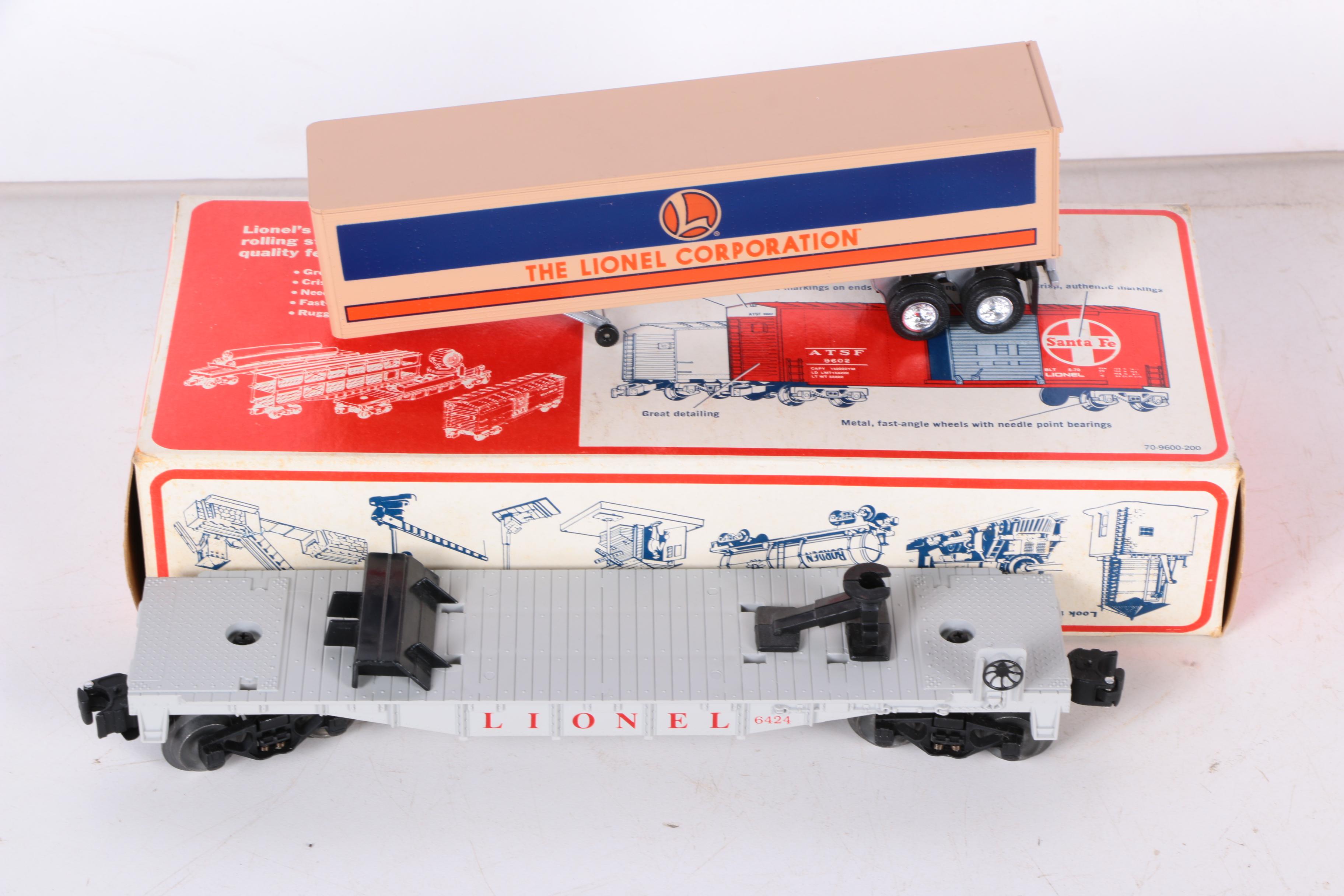 Lionel Train Cars Including Maxi-Stack Flat Cars