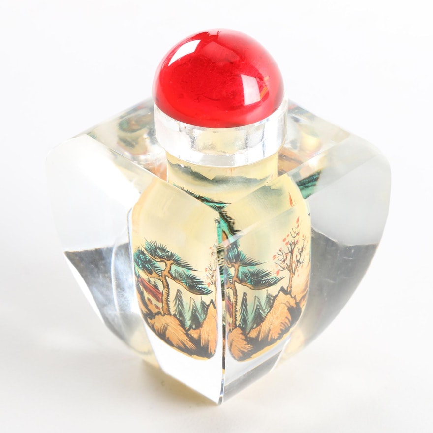 Chinese Reverse Painted Glass Snuff Bottle