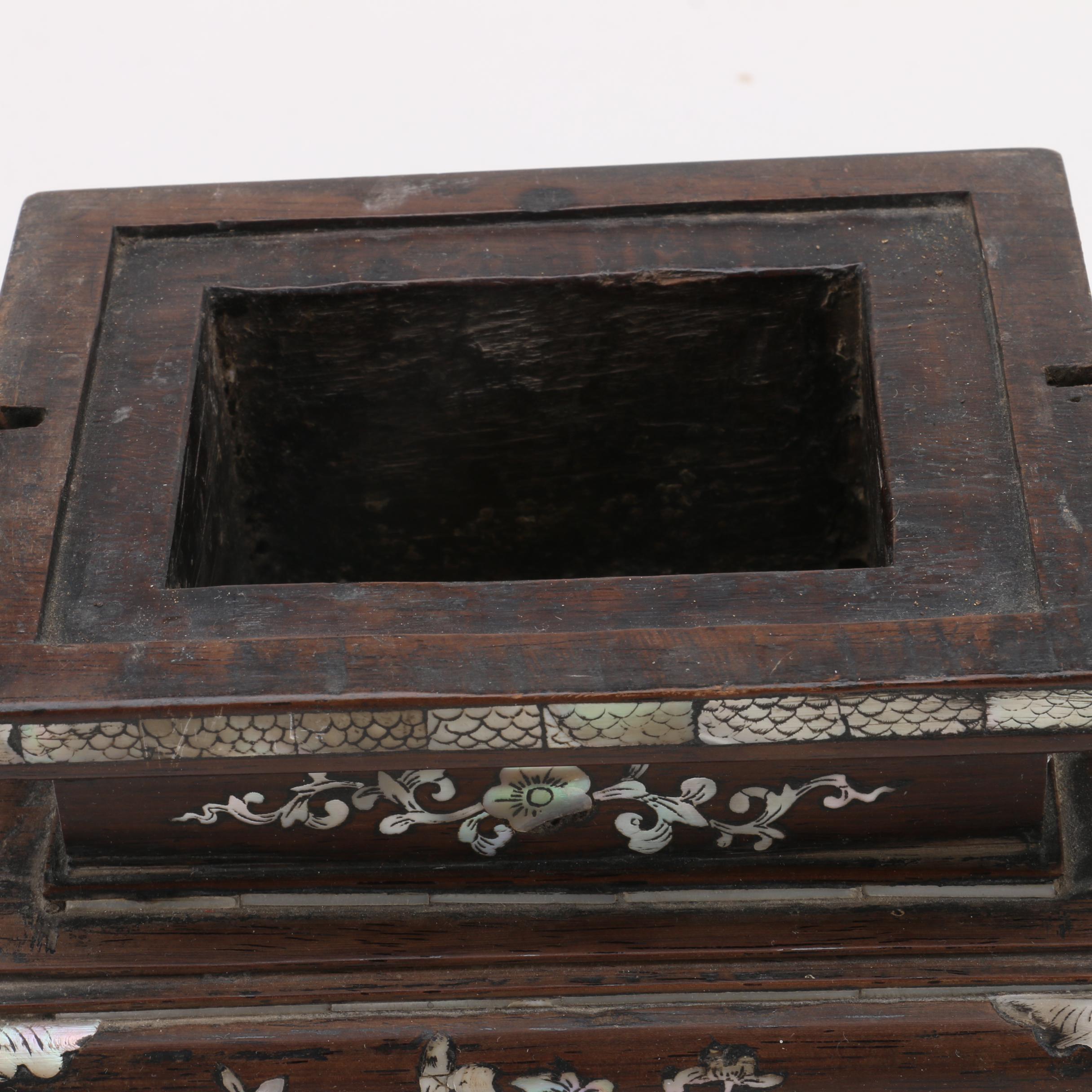 Chinese Decorative Wooden Censer with Inlaid Abalone