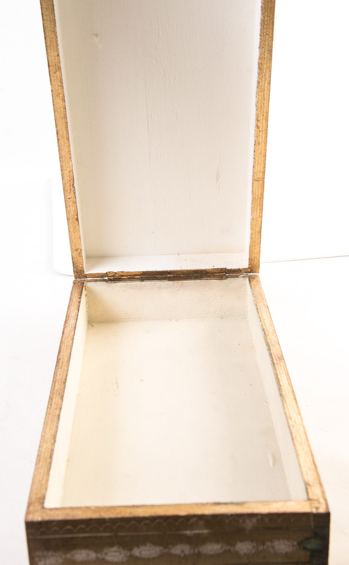 Wooden Italian Trinket Boxes Featuring Reuge Music Box