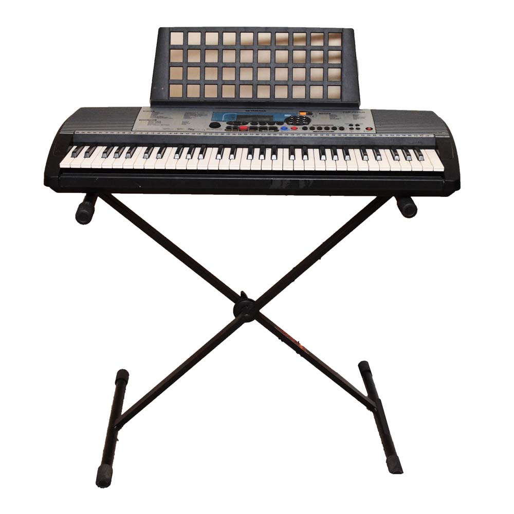 Yamaha Electronic Keyboard and Stand