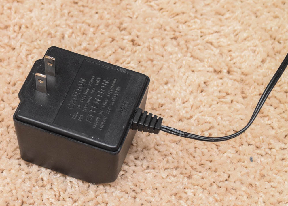 Yamaha Electronic Keyboard and Stand