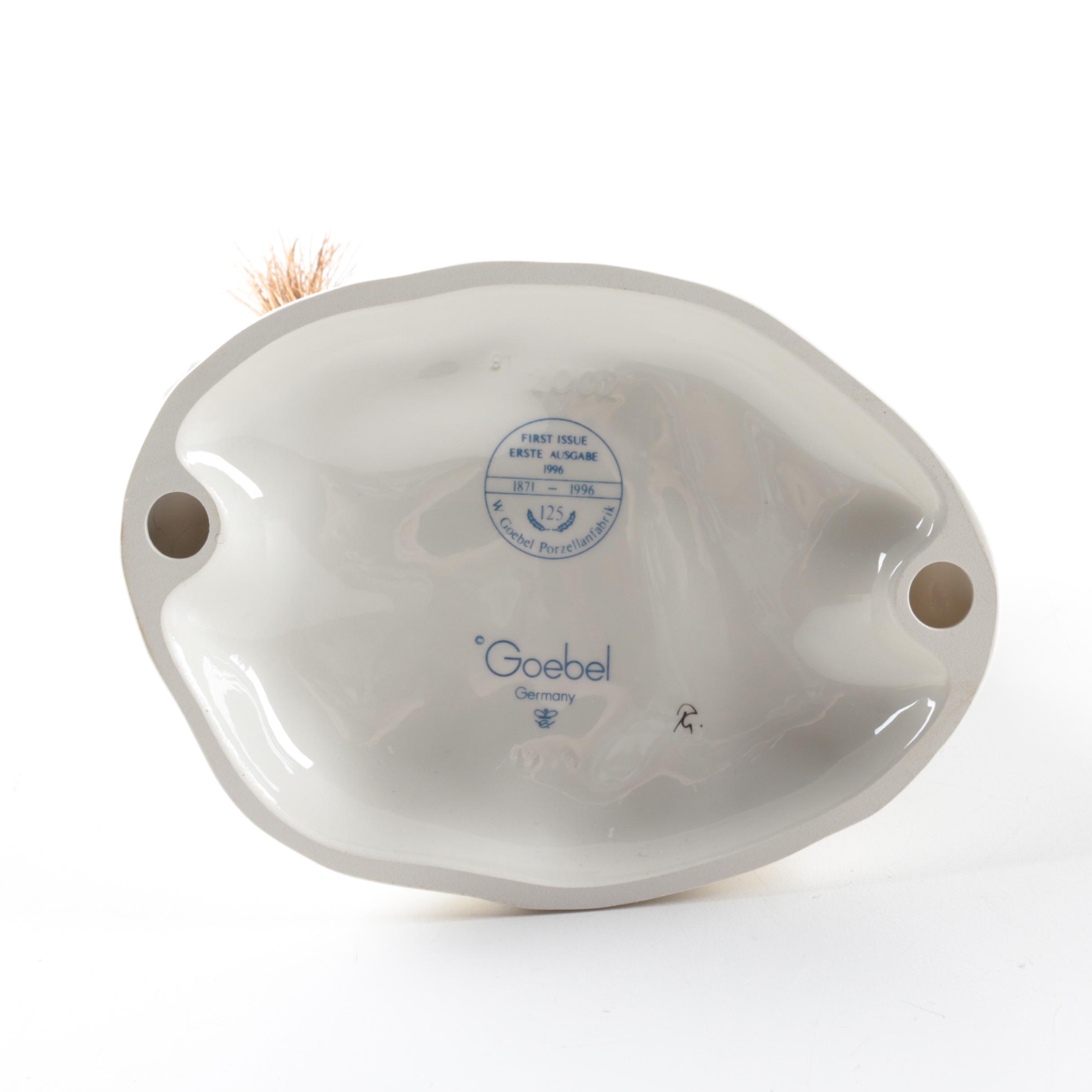 Goebel Hummel "Making New Friends" Figurine