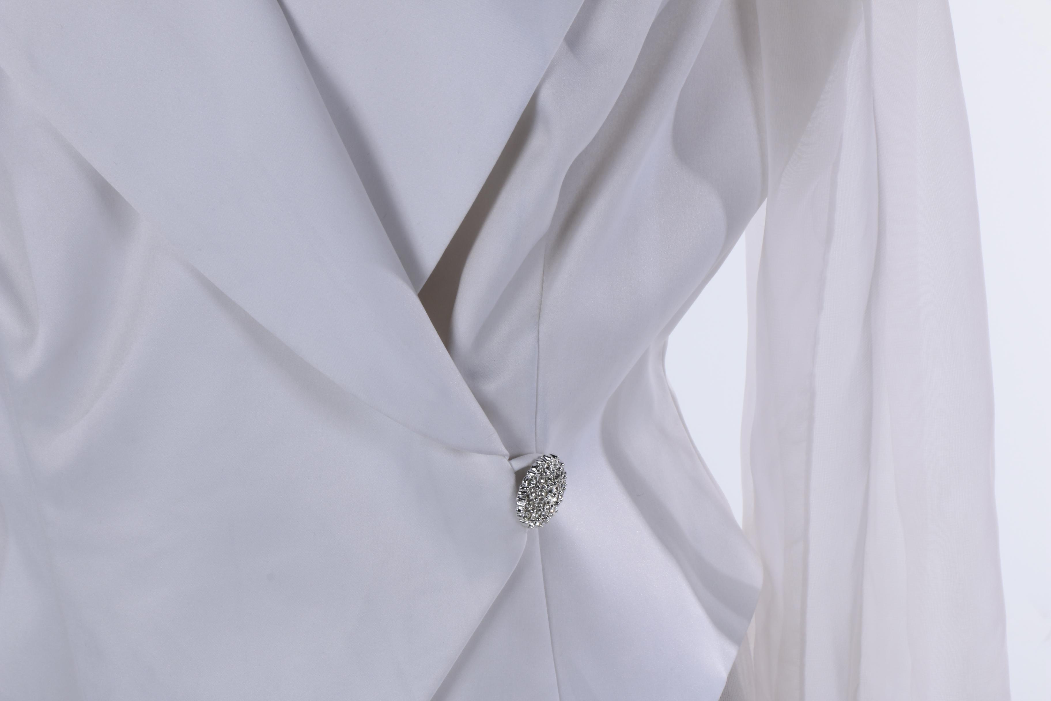 JR Nites by Caliendo White Blouse