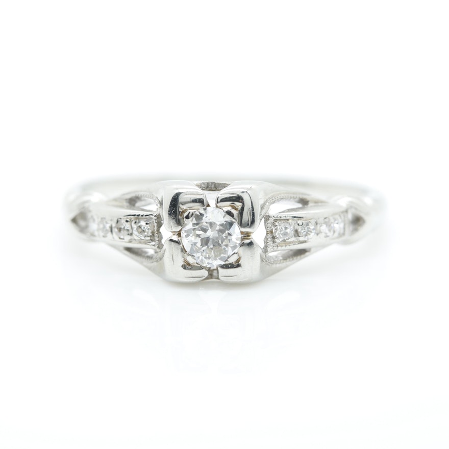 Vintage 18K White Gold Diamond Ring