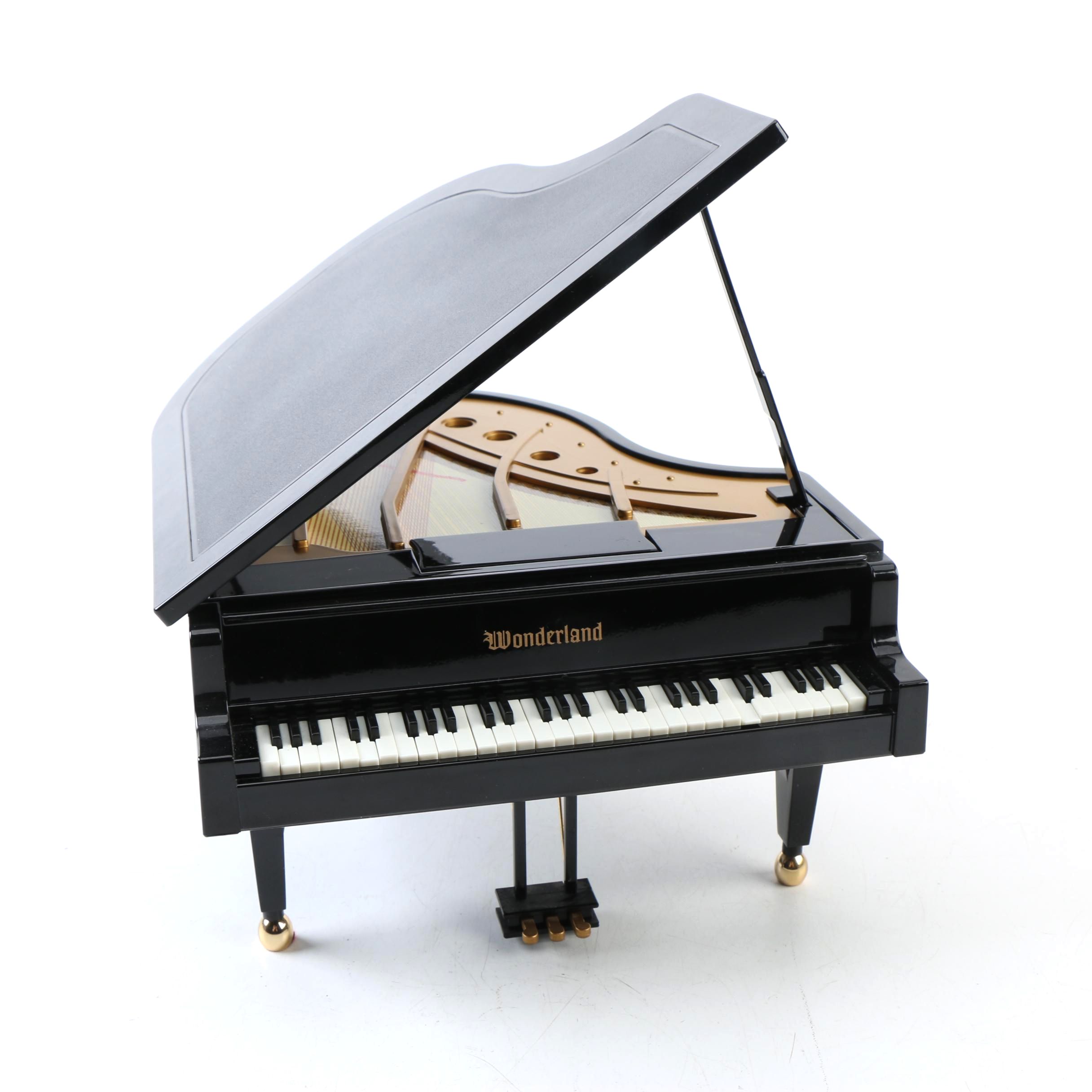 Wonderland Classical Piano Music Box