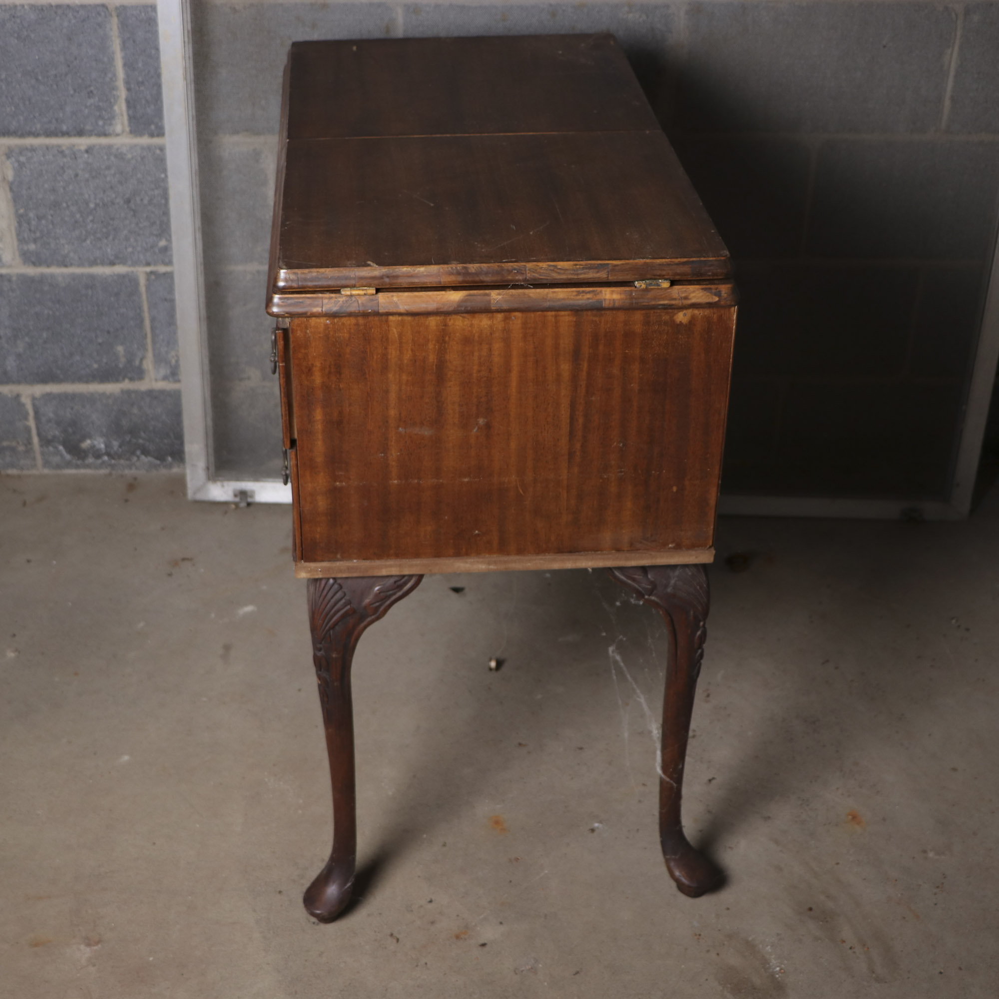 Vintage Singer Sewing Machine Table