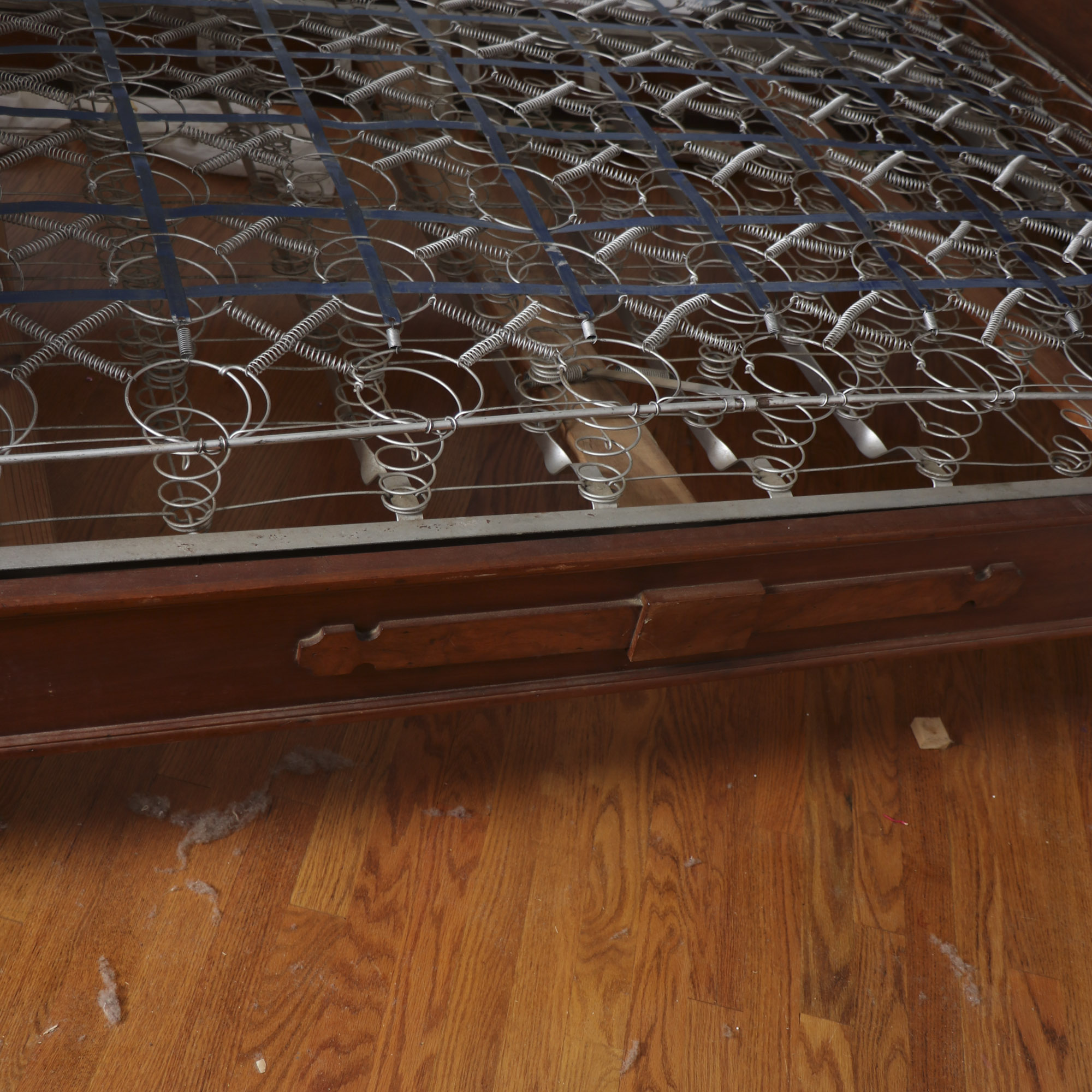 Victorian Walnut Bed Frame in Three-Quarter Size