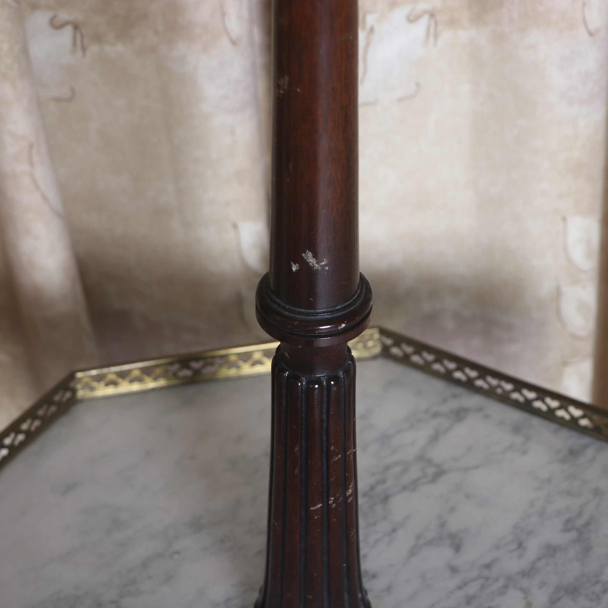 Tray Table Floor Lamp