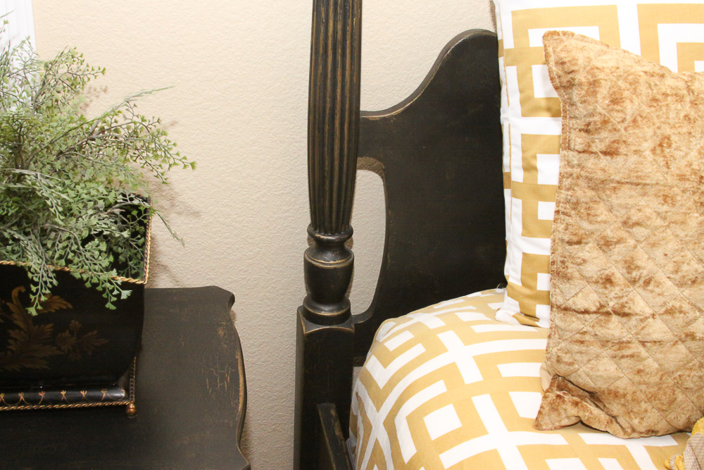 Chippendale-Style Four Poster Queen Bed