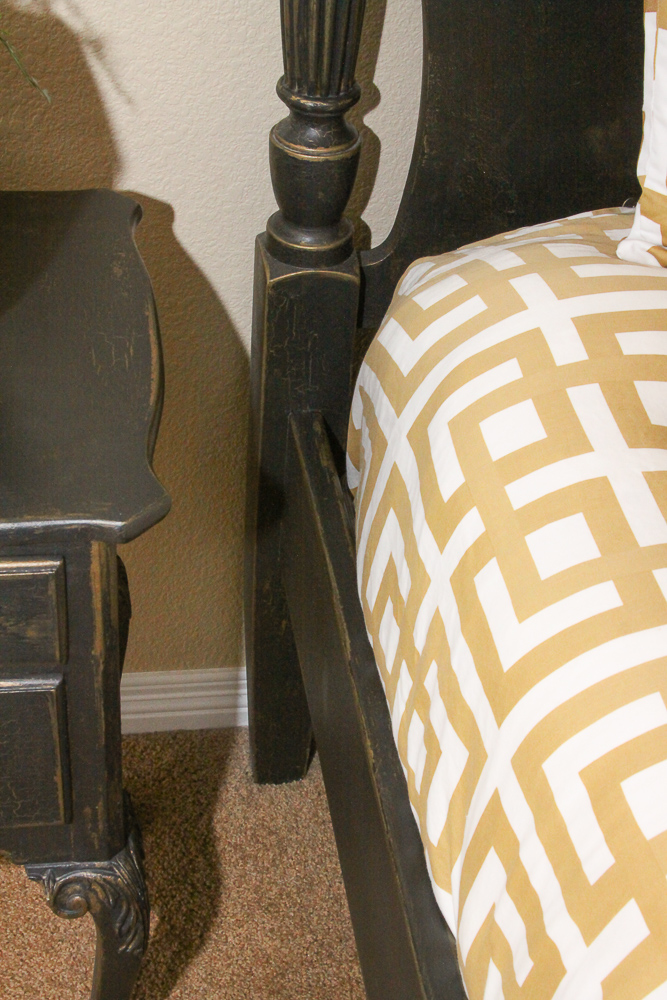 Chippendale-Style Four Poster Queen Bed