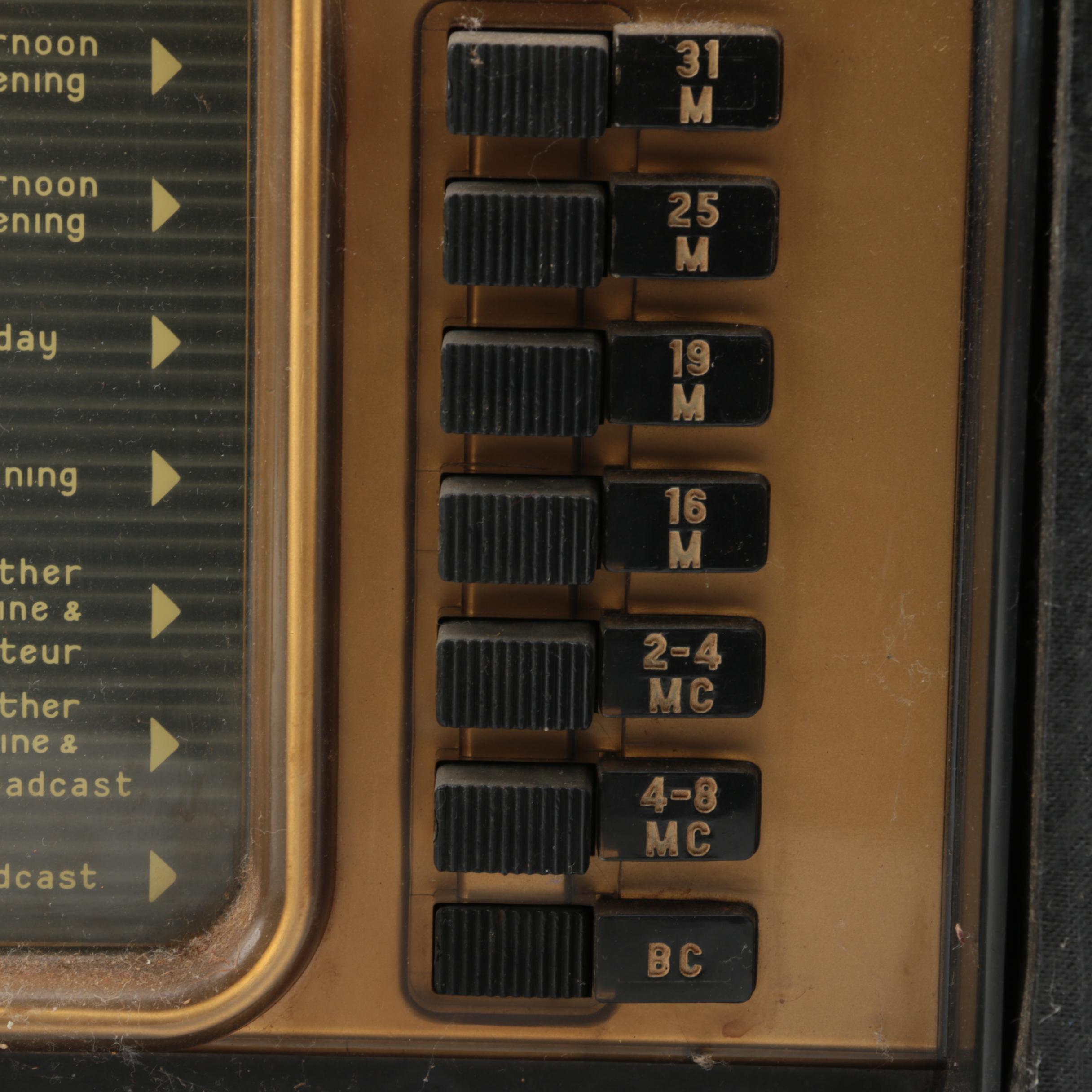 Vintage Zenith Wave Magnet Trans-Oceanic Shortwave Radio