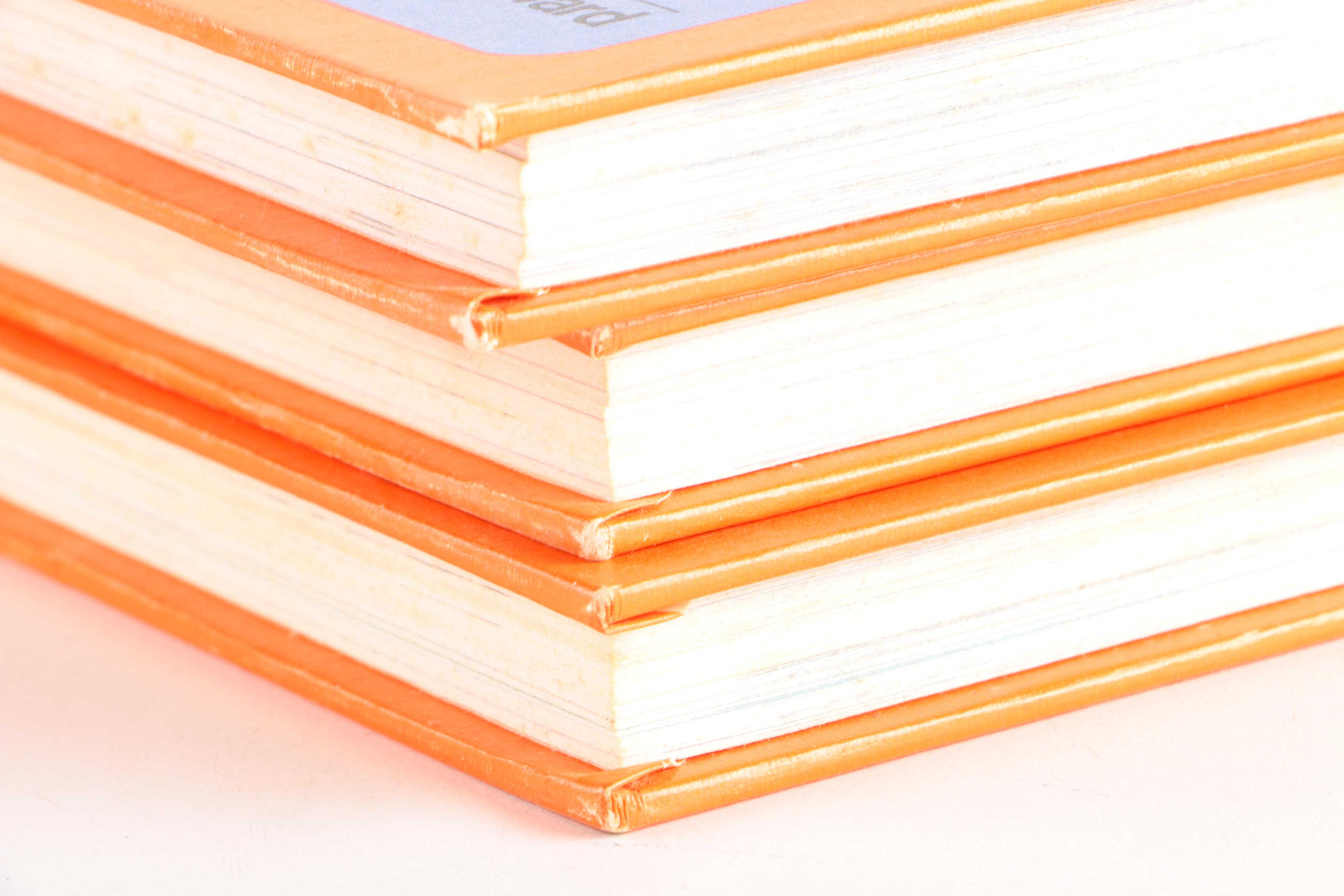 1970s "Young Students Encyclopedia" Twenty-Volume Set