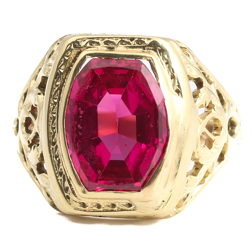 Vintage 14K Yellow Gold 2.59 Carat Synthetic Ruby Ring