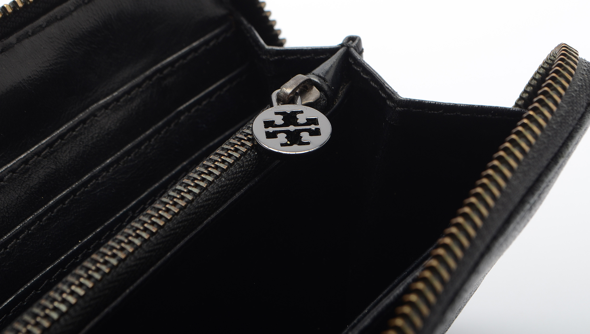 Tory Burch Black Leather Wallet
