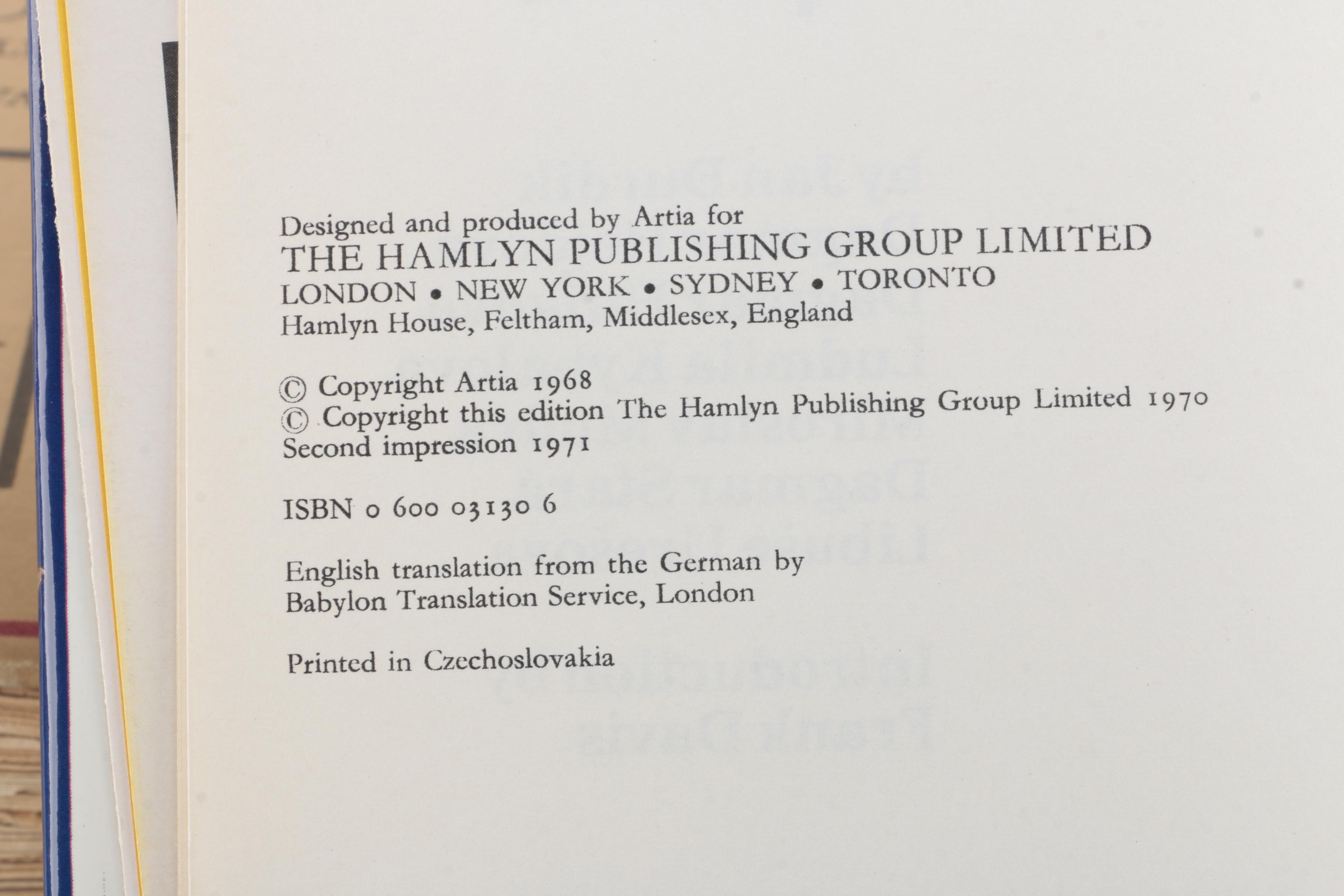 Assorted Books on Art Including 1966 "American Folk Painting"