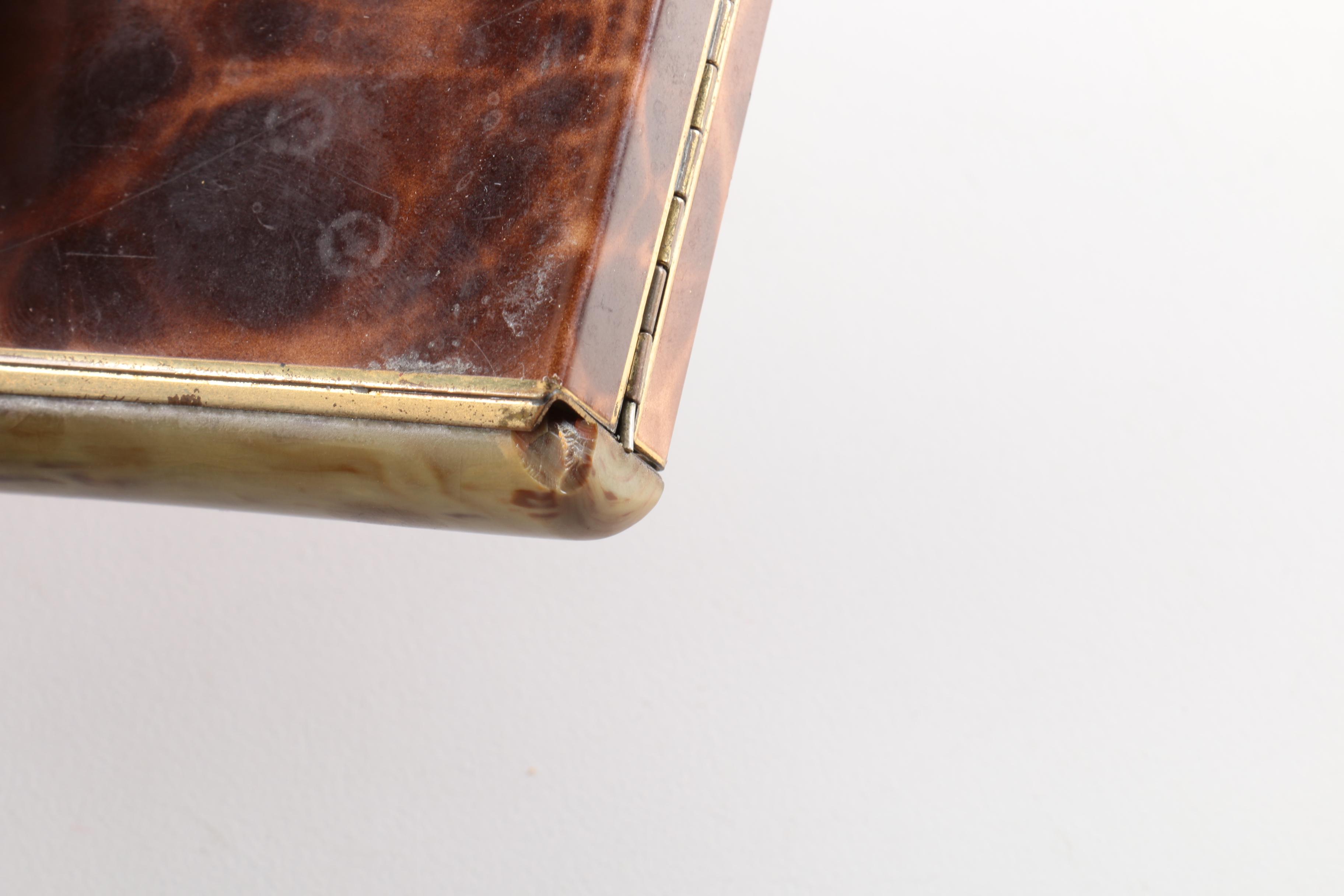 Brass Makeup Compact With Two-Tone Brown Web Pattern Cover and Mesh Chain