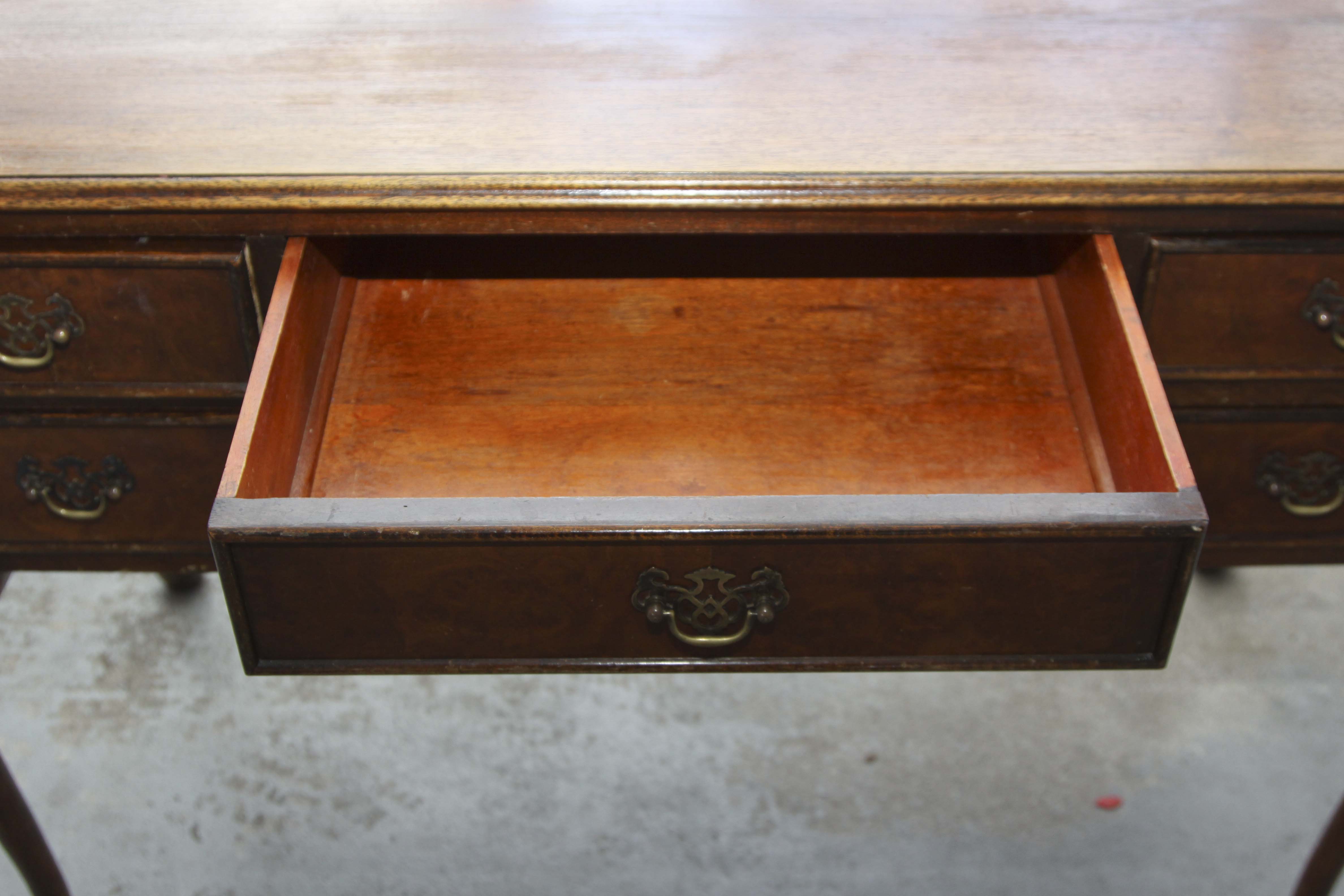 Vintage Queen Anne Style Console Table