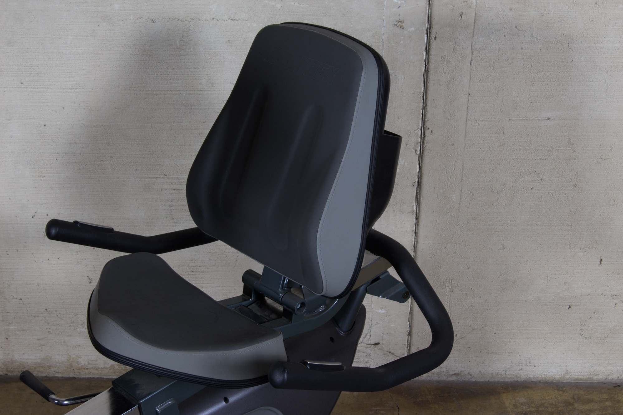 Cybex CR350 Recumbent Bike