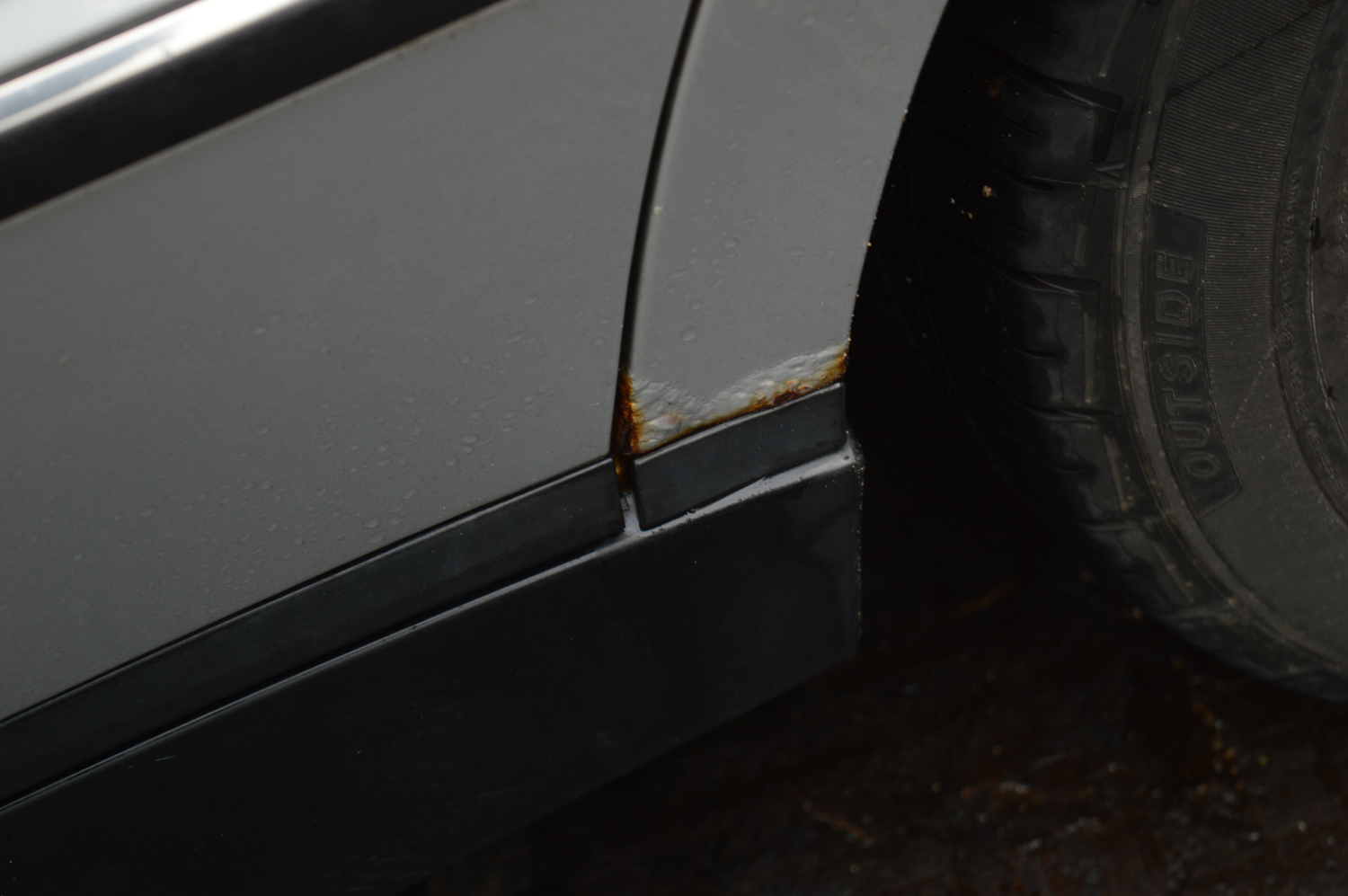 2000 BMW 740iL Luxury Sedan