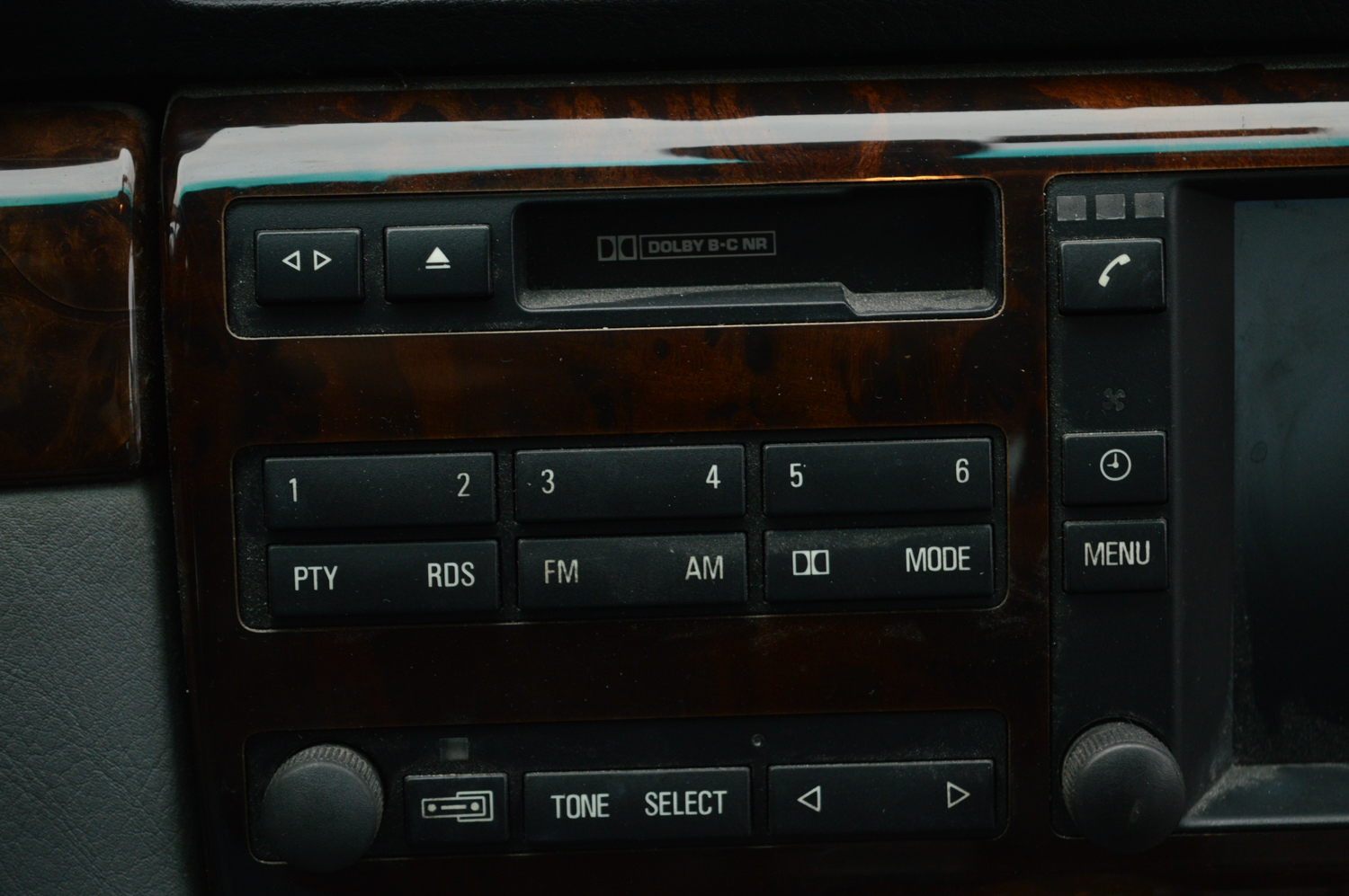 2000 BMW 740iL Luxury Sedan